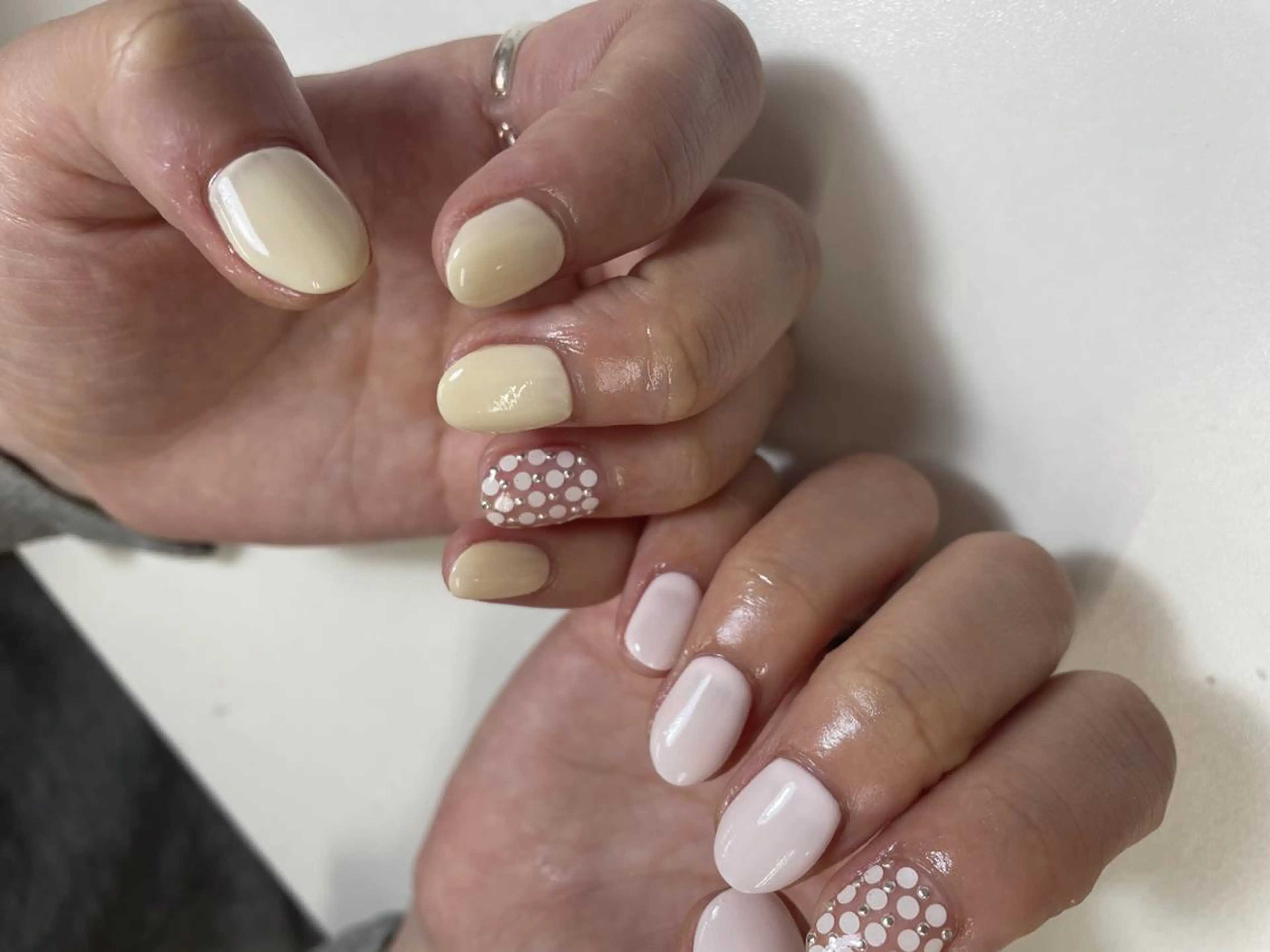 ネイル ハンドネイル フットネイル p.o.n. nuance/個性的のネイルデザイン