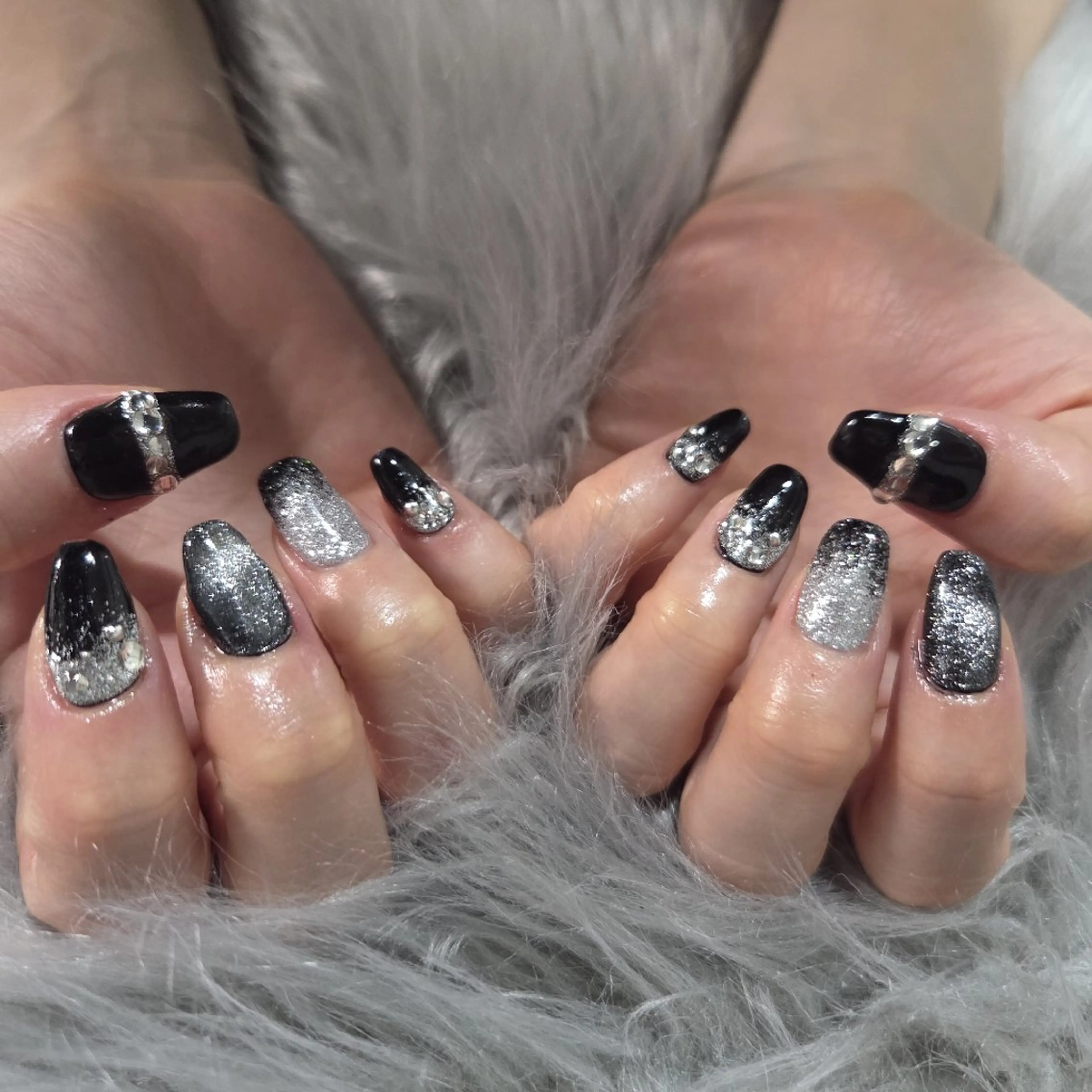 ネイル マグネットネイル Thetis nailsのネイルデザイン