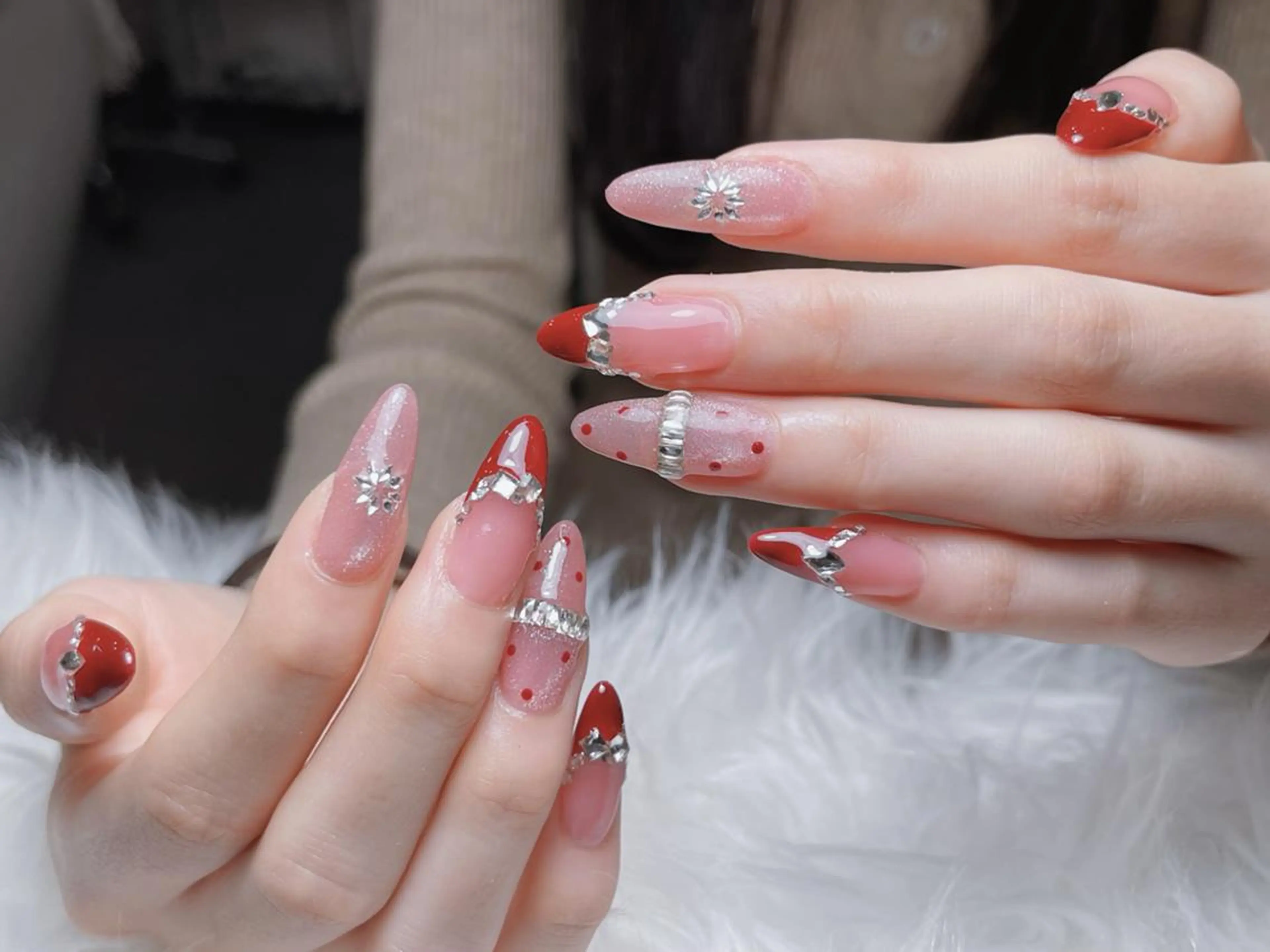 ネイル チークネイル クリアネイル ガーリー キラキラネイル 韓国ネイル Ri.N Belle Nail池袋のネイルデザイン