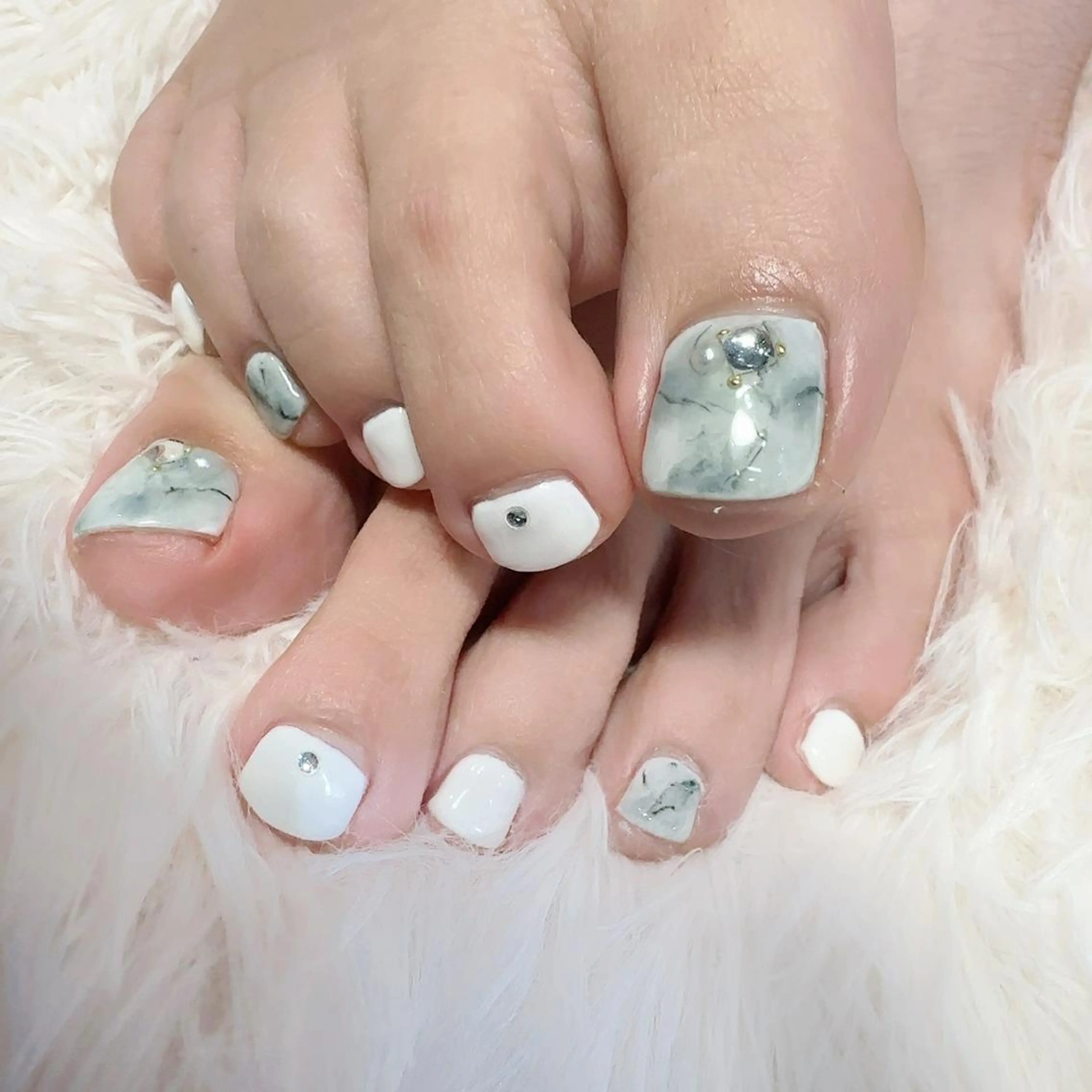 ネイル フットネイル ★ネイル&マツエク 専門店★KARAT★のネイルデザイン