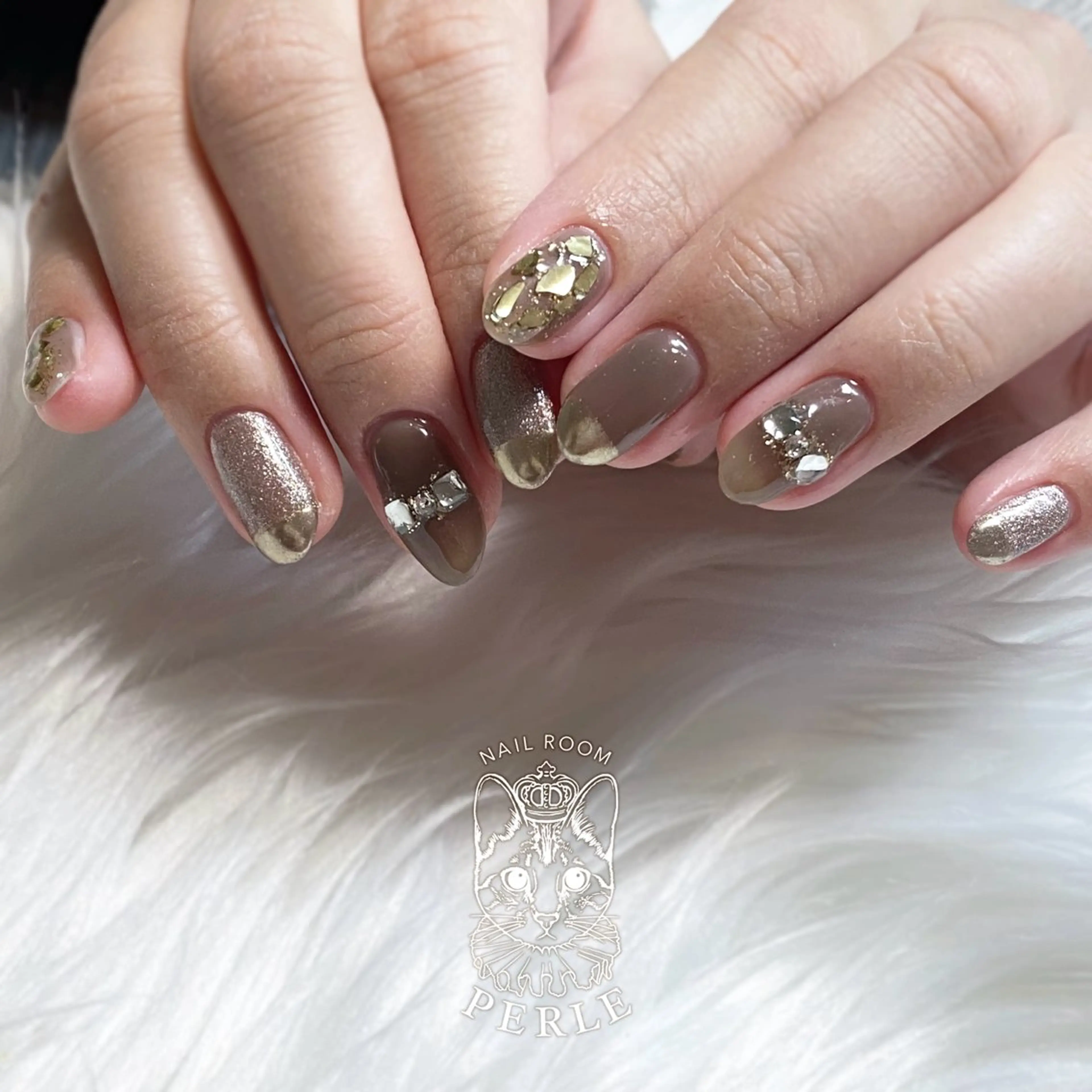 ネイル ブラウン ハンドネイル nail room Perleのネイルデザイン