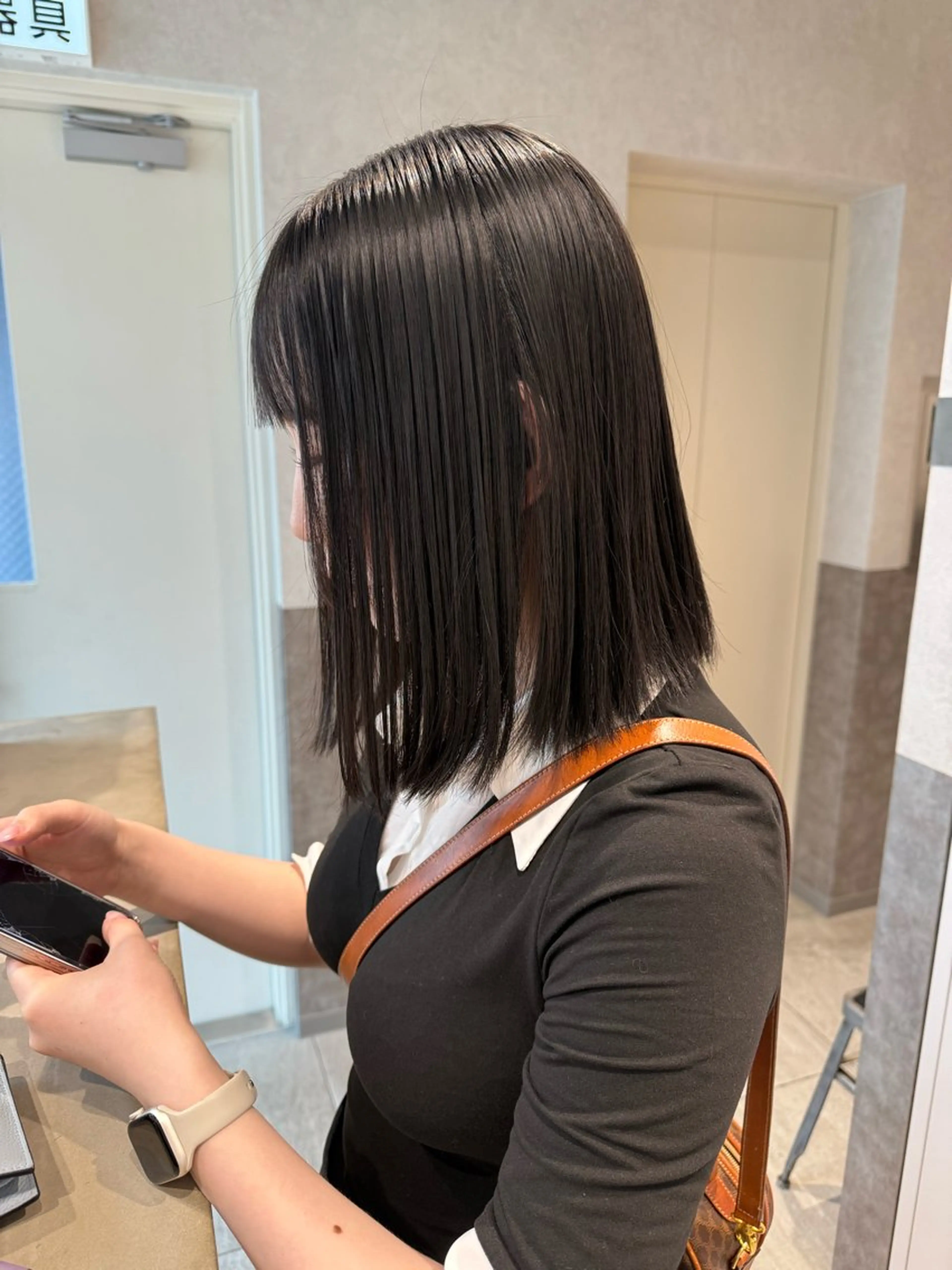 ミディアム カット 縮毛矯正 トリートメント SALOWIN並木所属・韓国ヘア🇰🇷 有田裕也のヘアスタイル