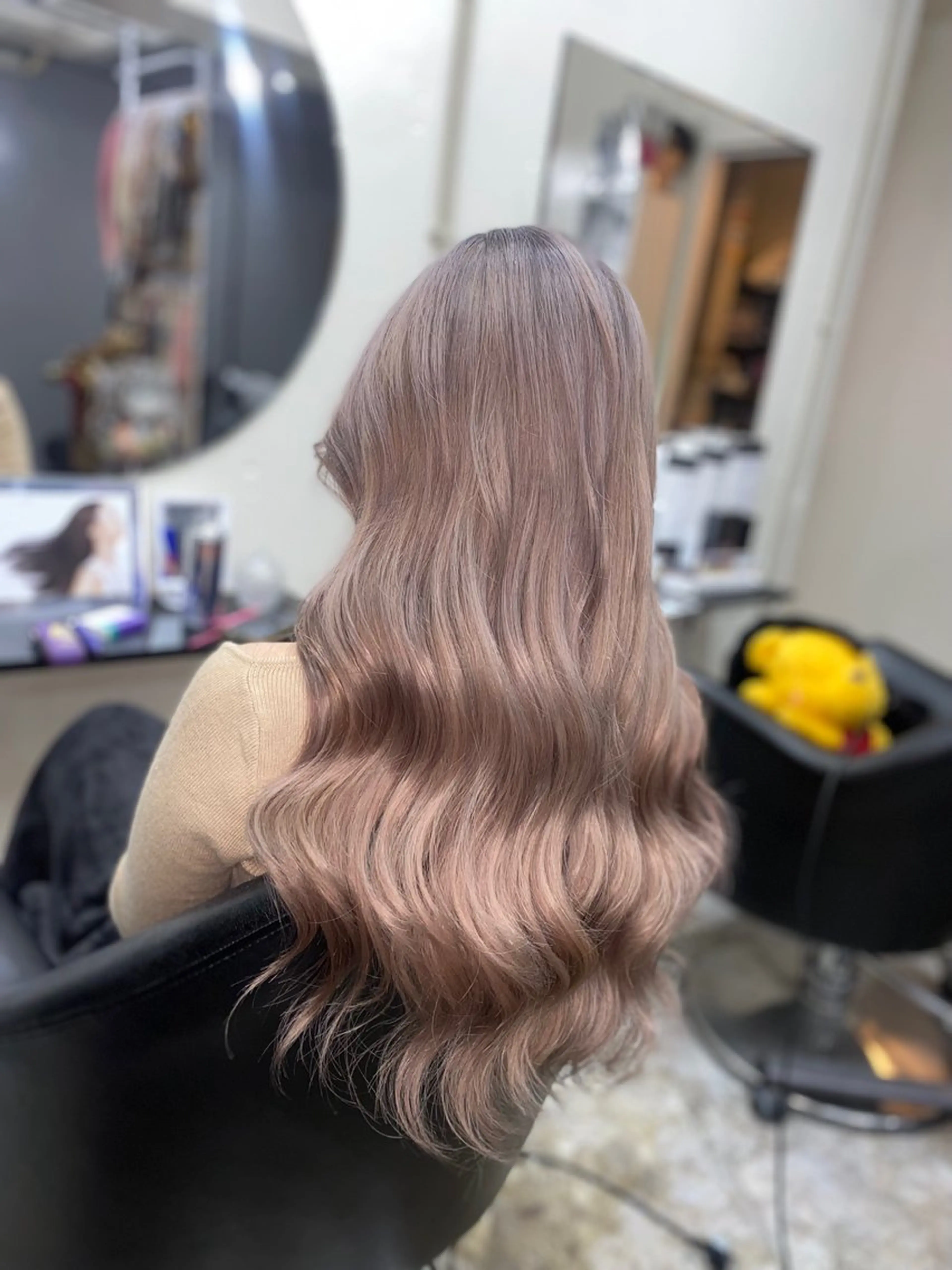 ロング カラー エクステ 魅力引き出しヘア🐾 るくものヘアスタイル