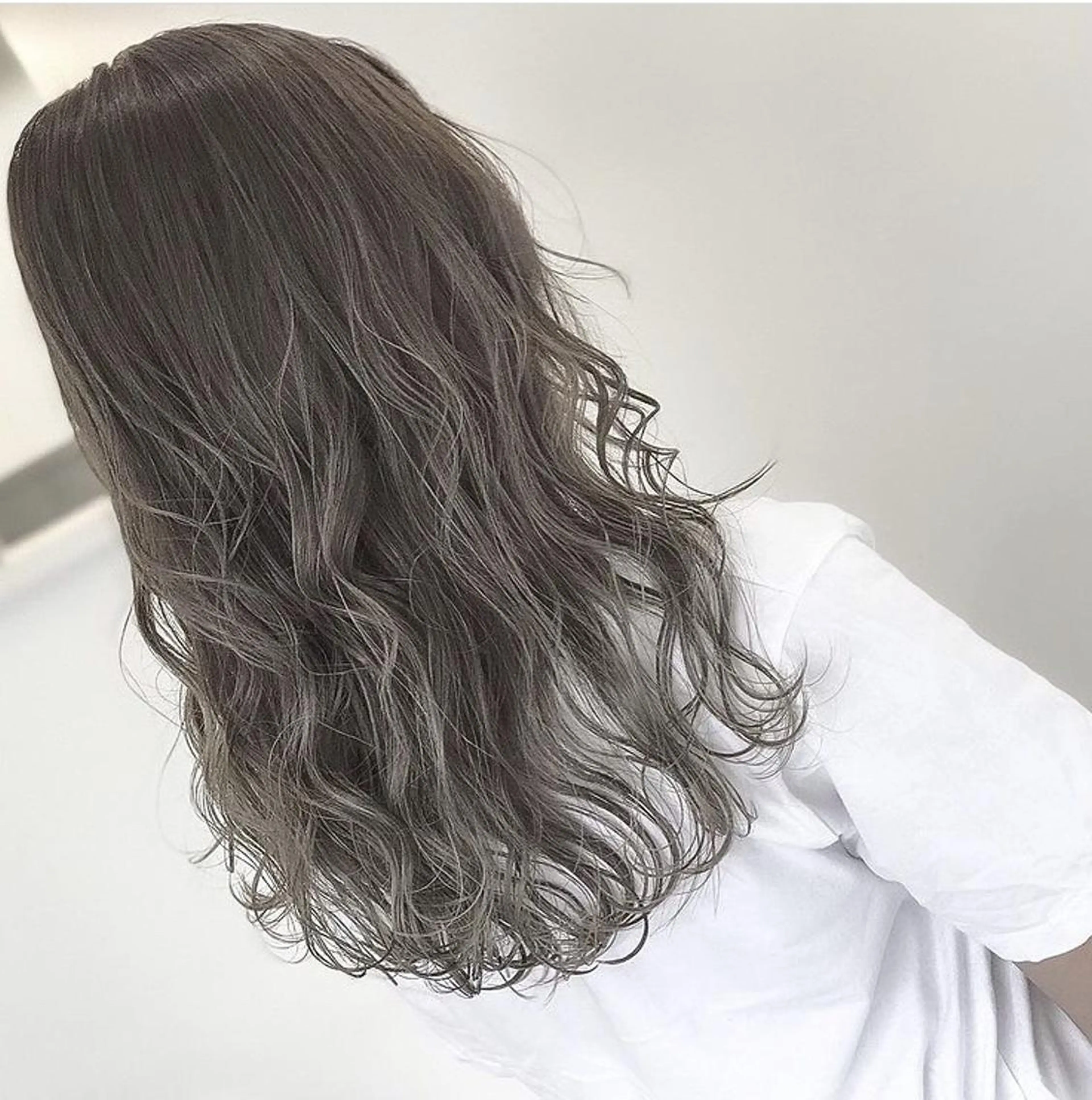 ロング パーマ カラー beauty: beast 豊見城店のヘアスタイル