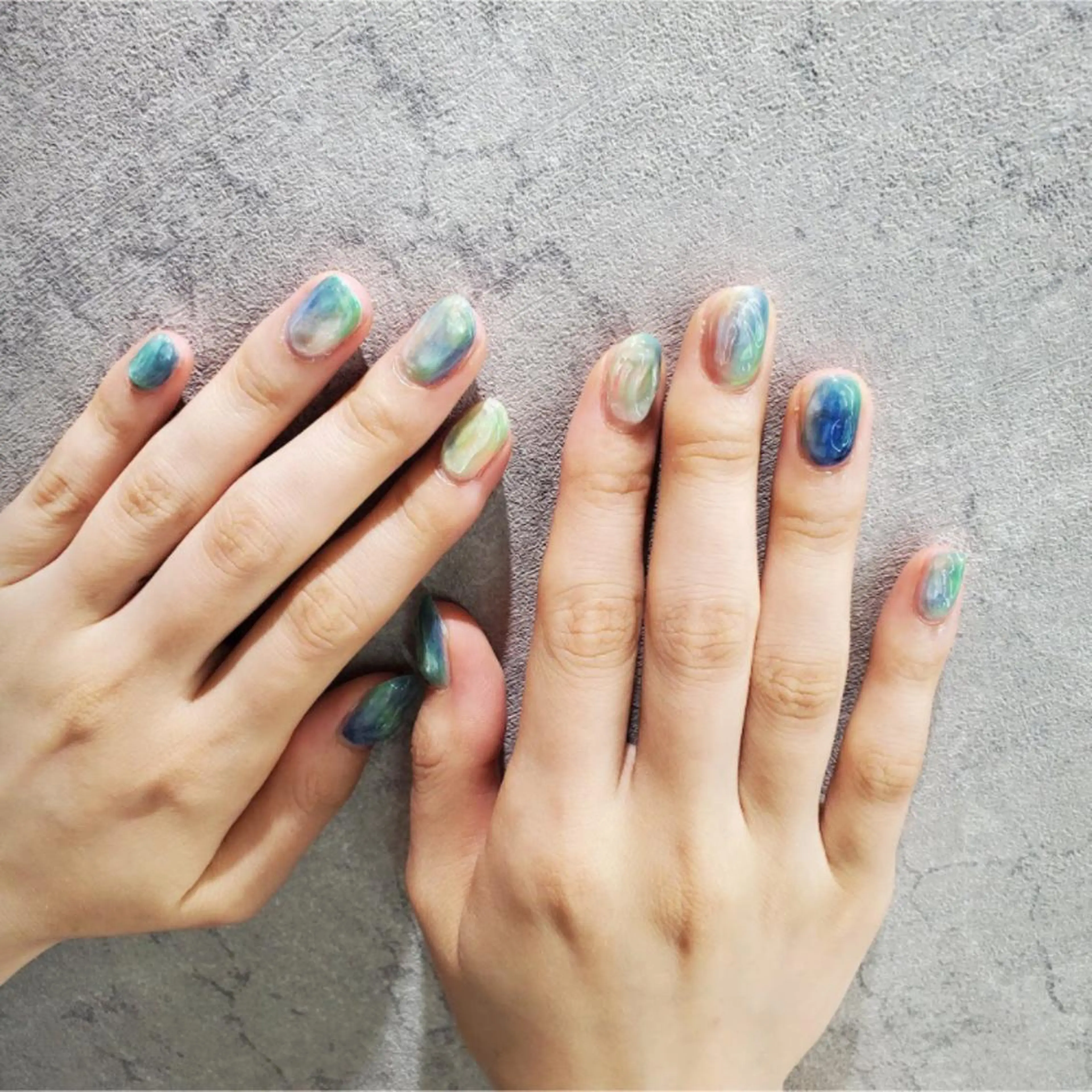 ネイル アートネイル ジェルネイル ニュアンスネイル スカルプネイル nailstudio eviz新宿店のネイルデザイン