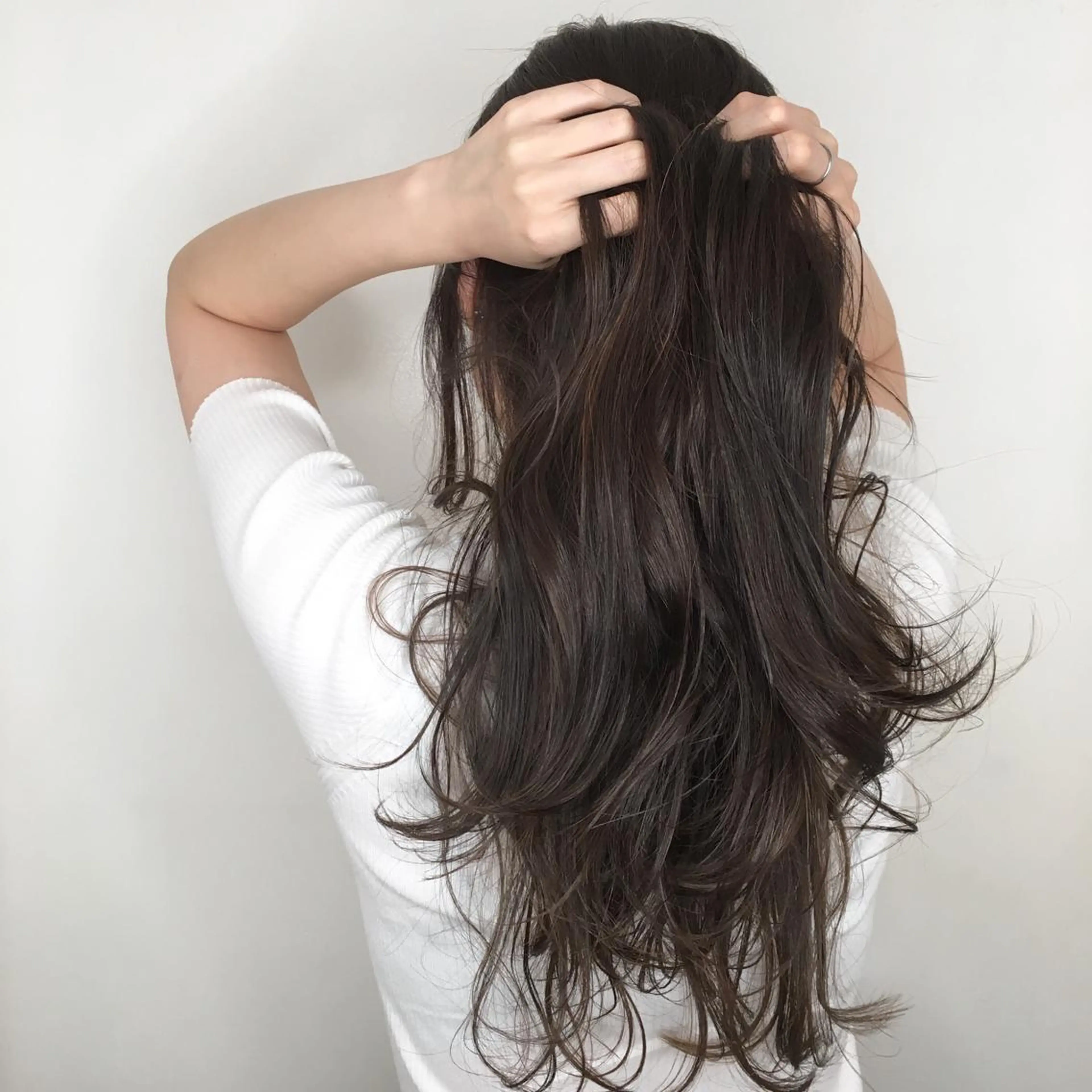 ロング カラー MIL心斎橋所属・Clair クレアのヘアスタイル