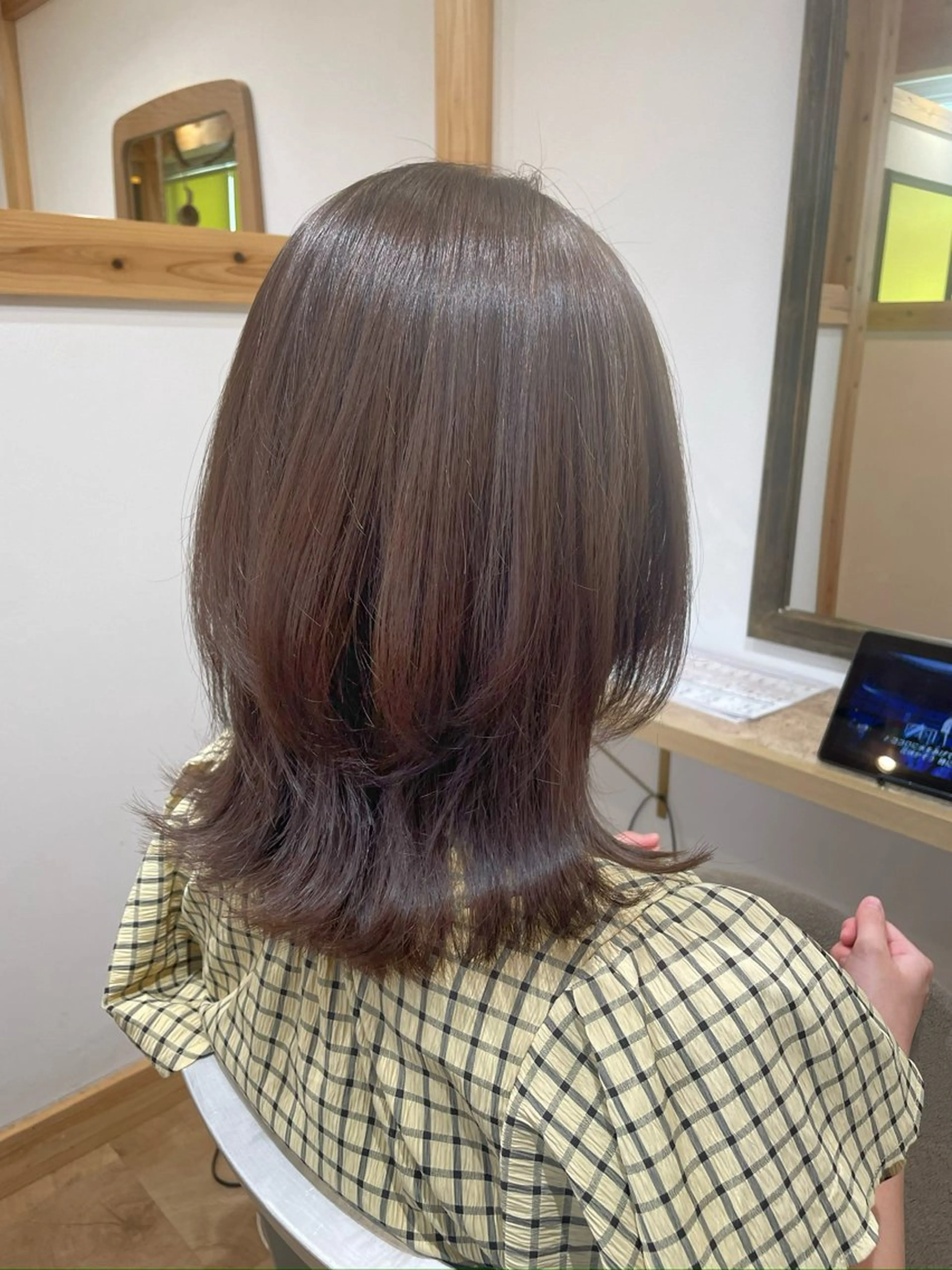 ミディアム カット ヘアカラー トリートメント 山口里莉 /パーマモデル募集のヘアスタイル