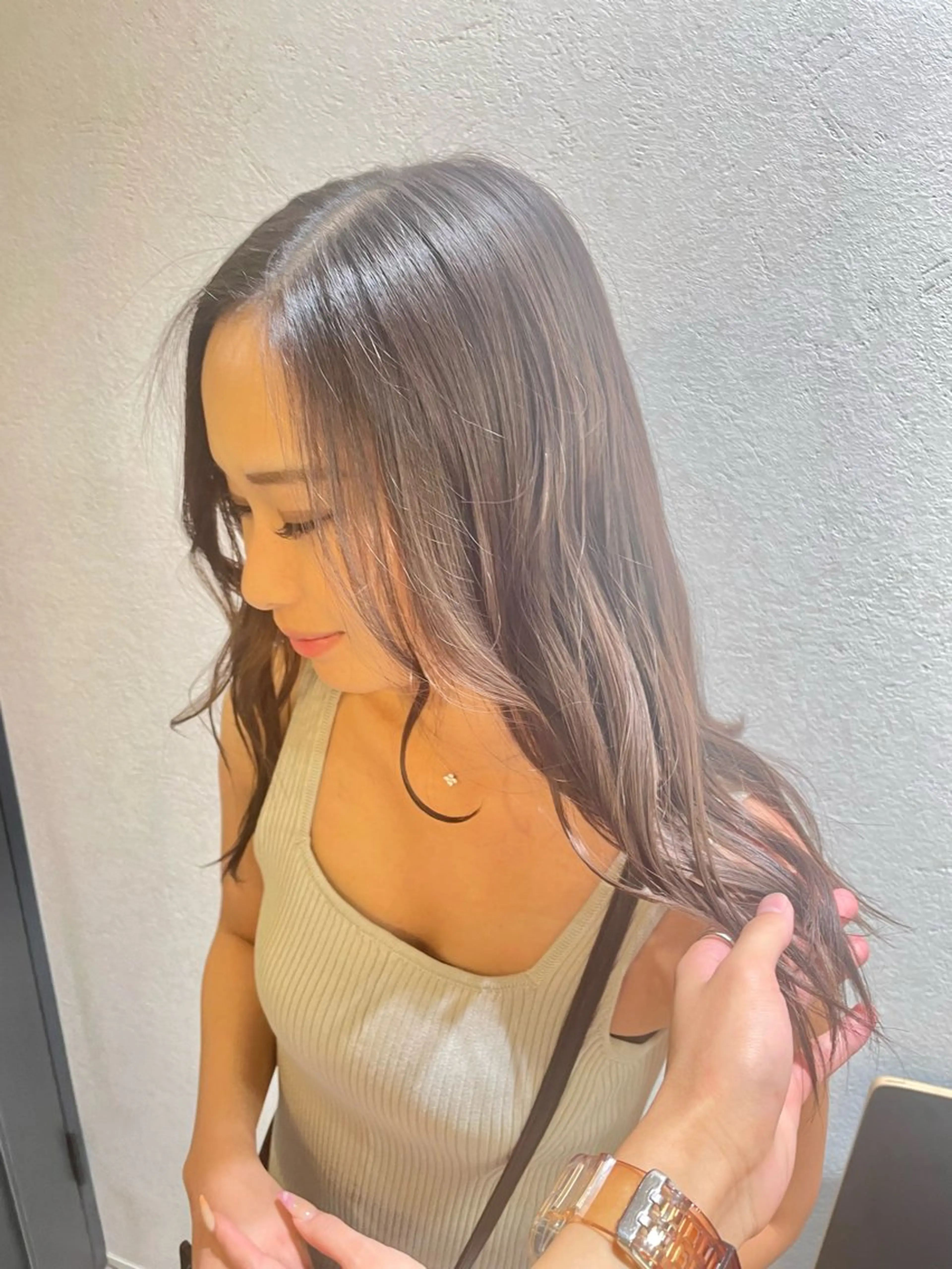 セミロング カラー ヘアカラー トリートメント ブリーチ/ハイトーン 🌏💊RAINEのヘアスタイル