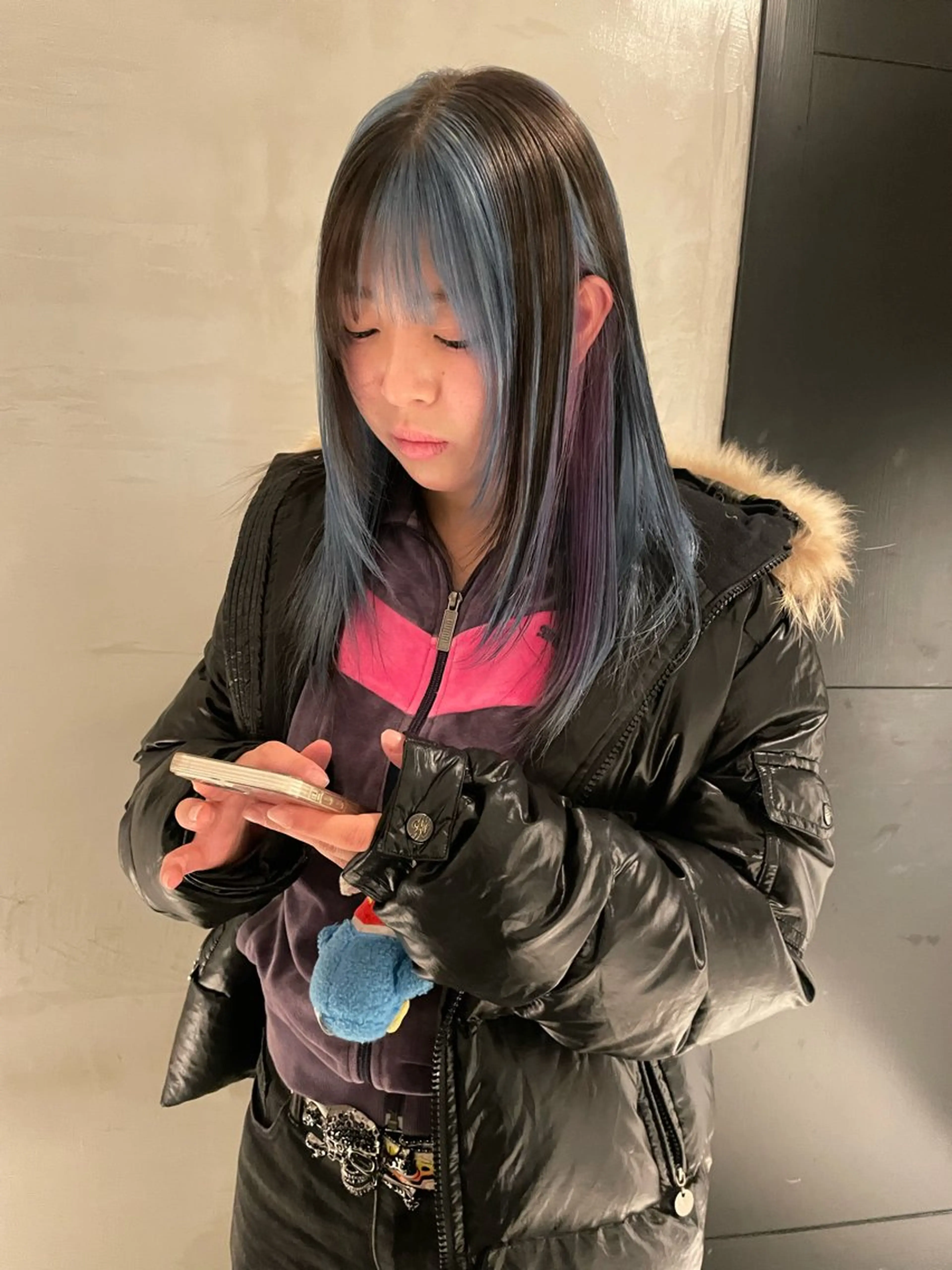 セミロング カラー ヘアカラー L&Co. BY LUCKHAIR所属・ブリーチ✧︎デザイン ゆうのヘアスタイル