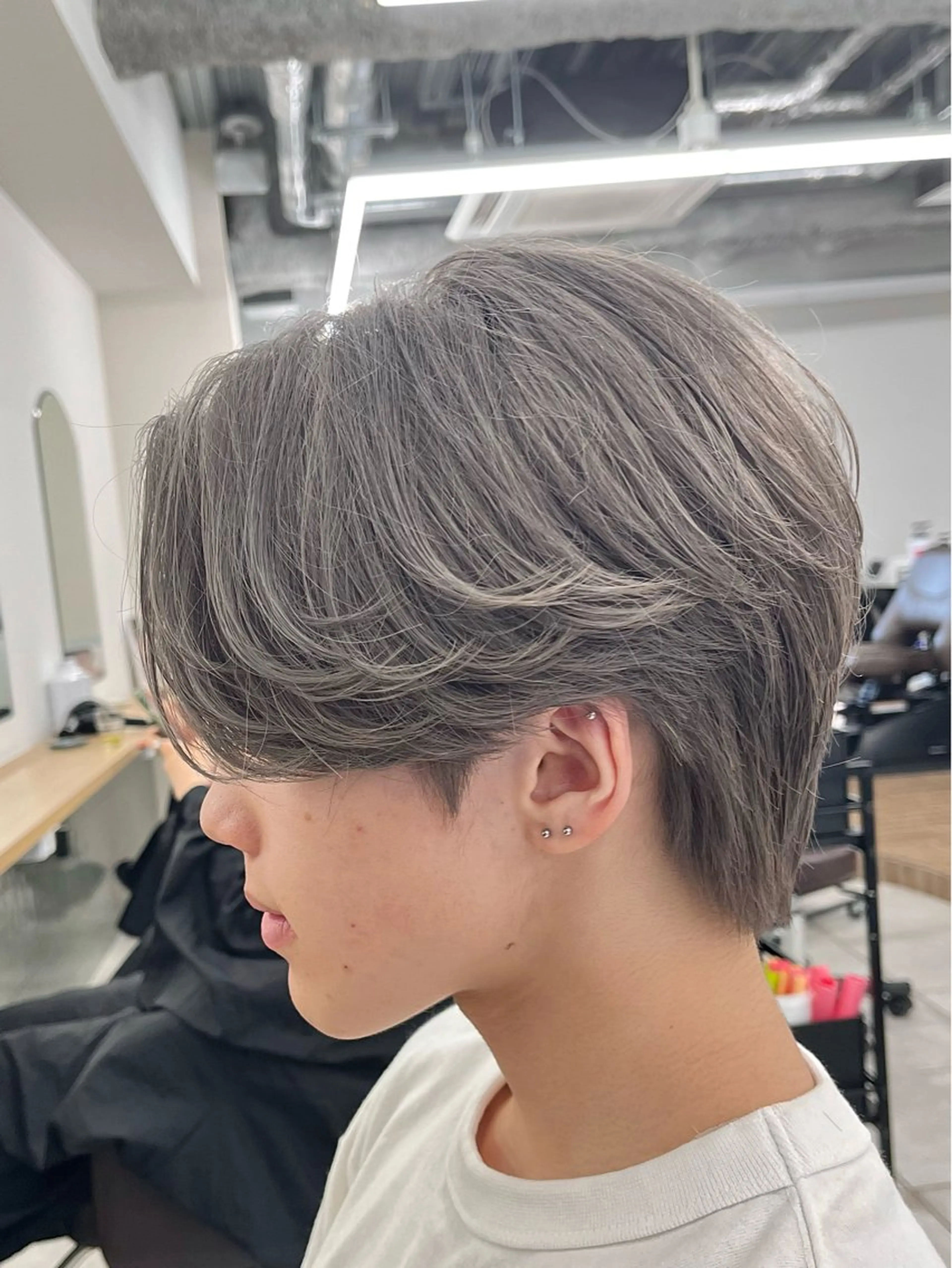 『👑1日1名限定メンズメニュー』ブリーチのダメージ気になる方㊙️カット+ブリーチカラー+トリートメント🫧の写真