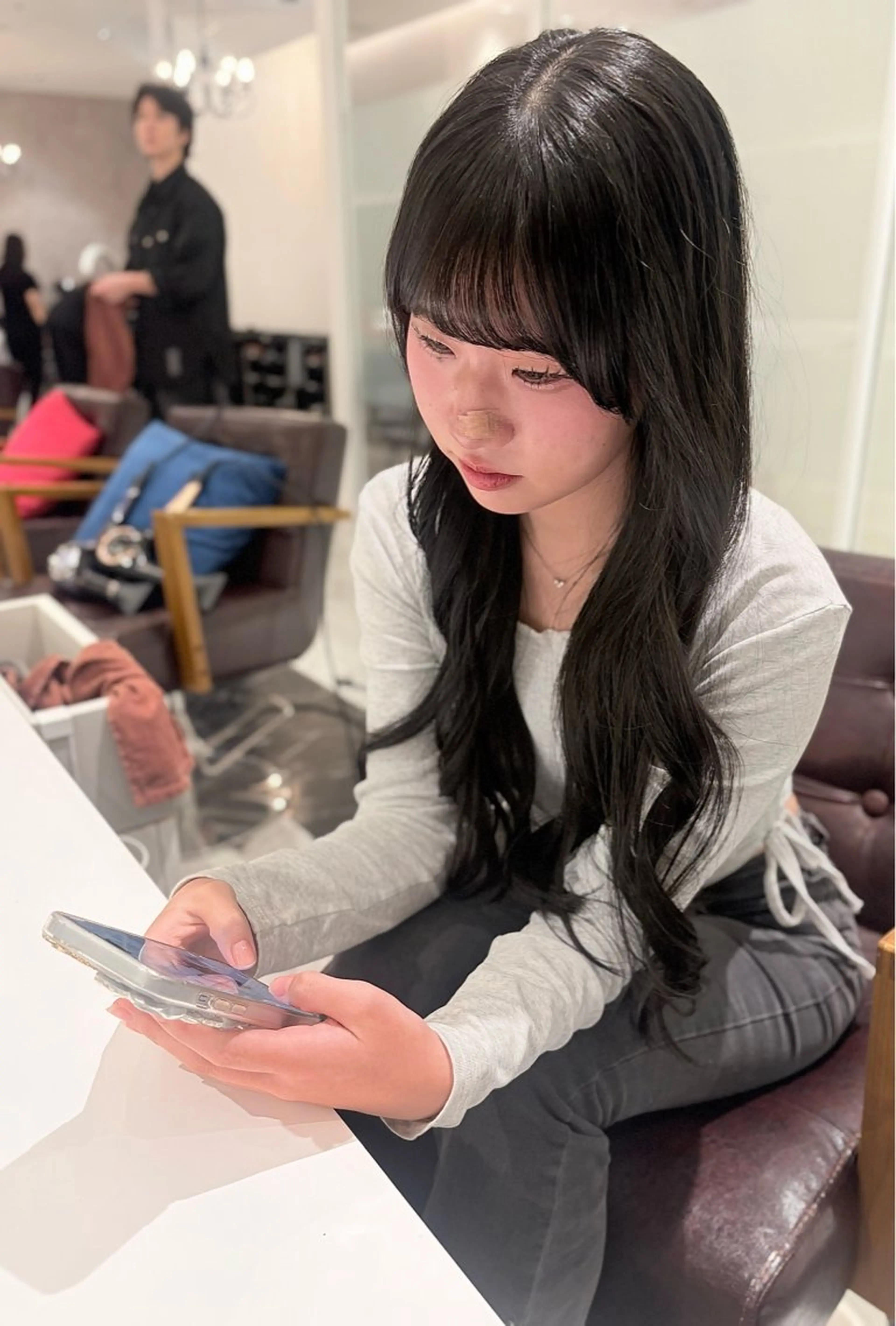 ロング カラー ヘアアレンジ 黒髪 ブルーカラー ブルーブラック 透明感カラー ヘアカラー トリートメント 山田 快晴のヘアスタイル