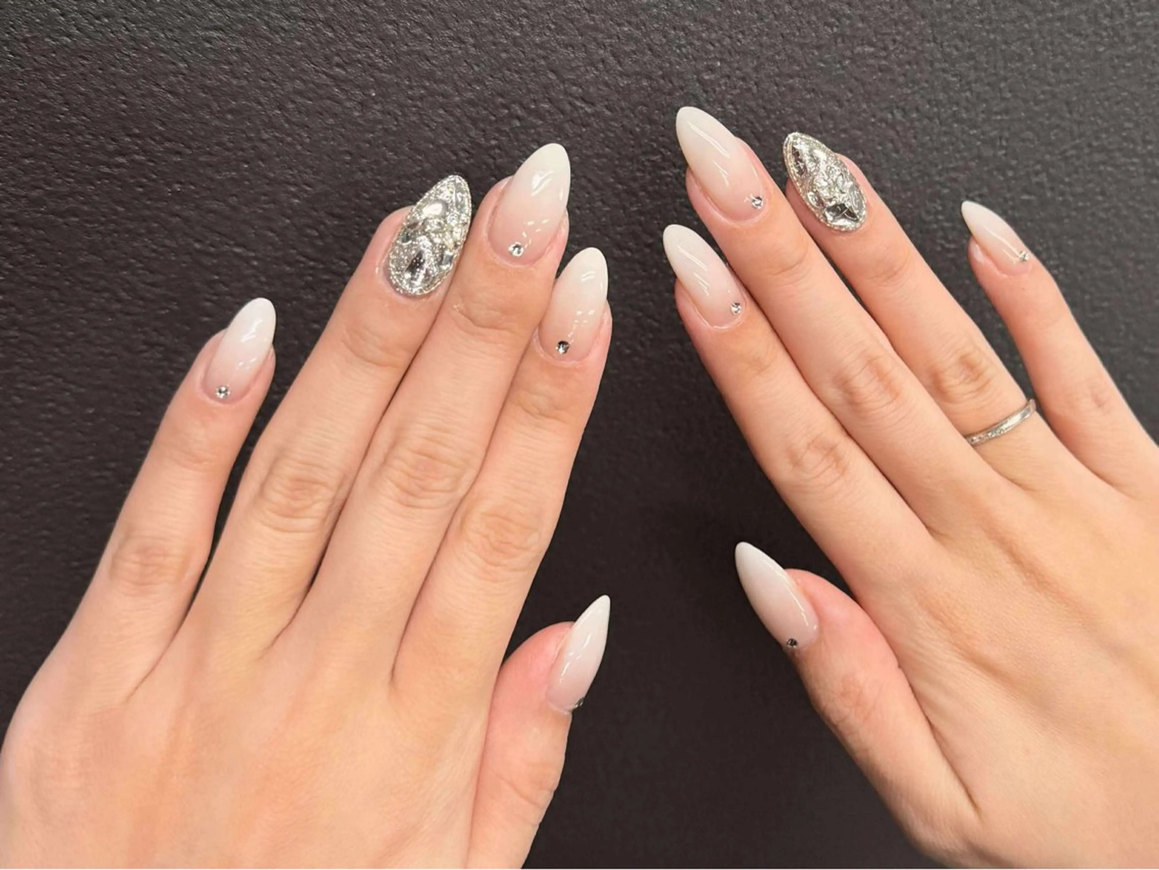 ネイル グラデーション ワンカラーネイル SORA ANA.CHUOのネイルデザイン