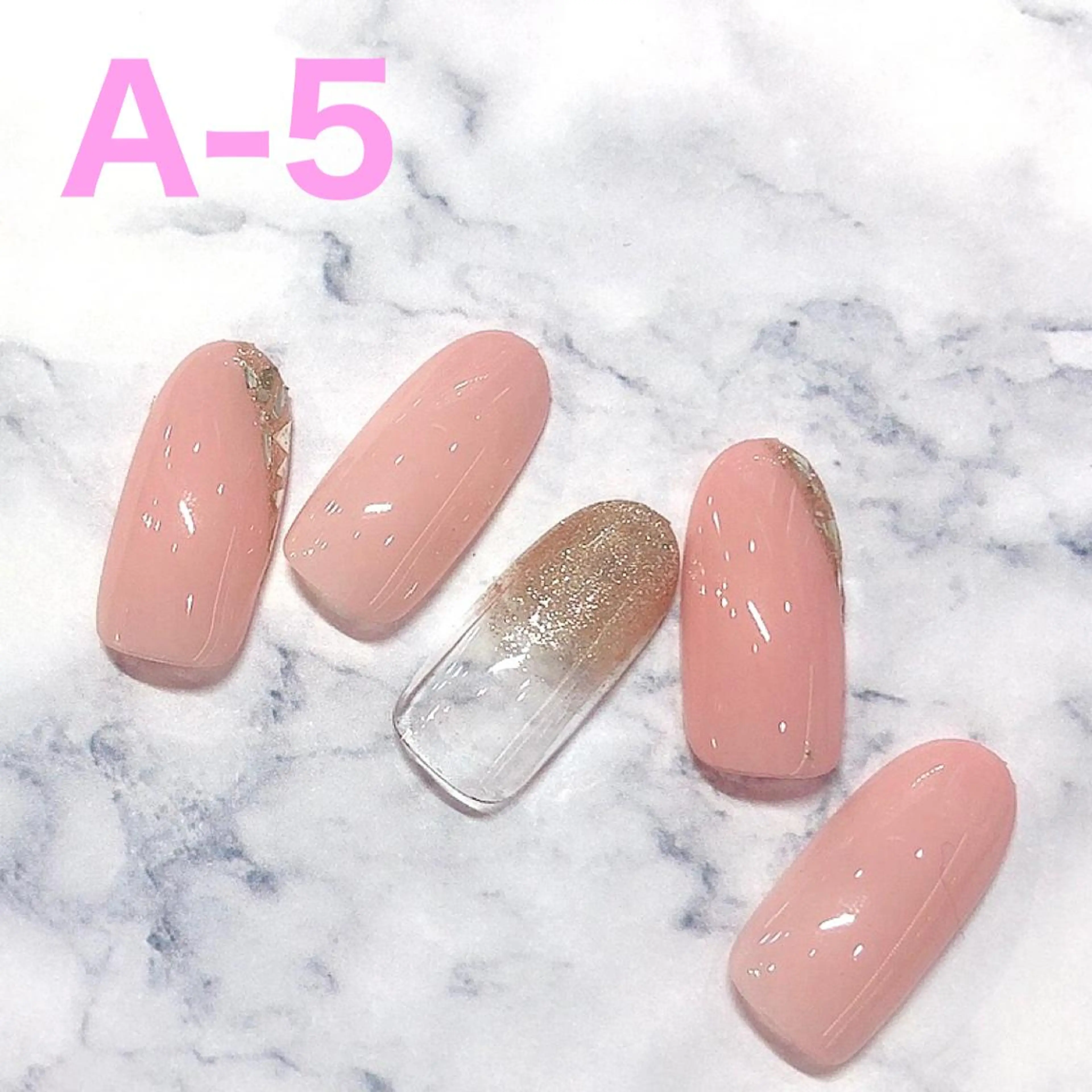 ネイル Richelle eyelash&nail 横浜店所属・二宮 はなのネイルデザイン