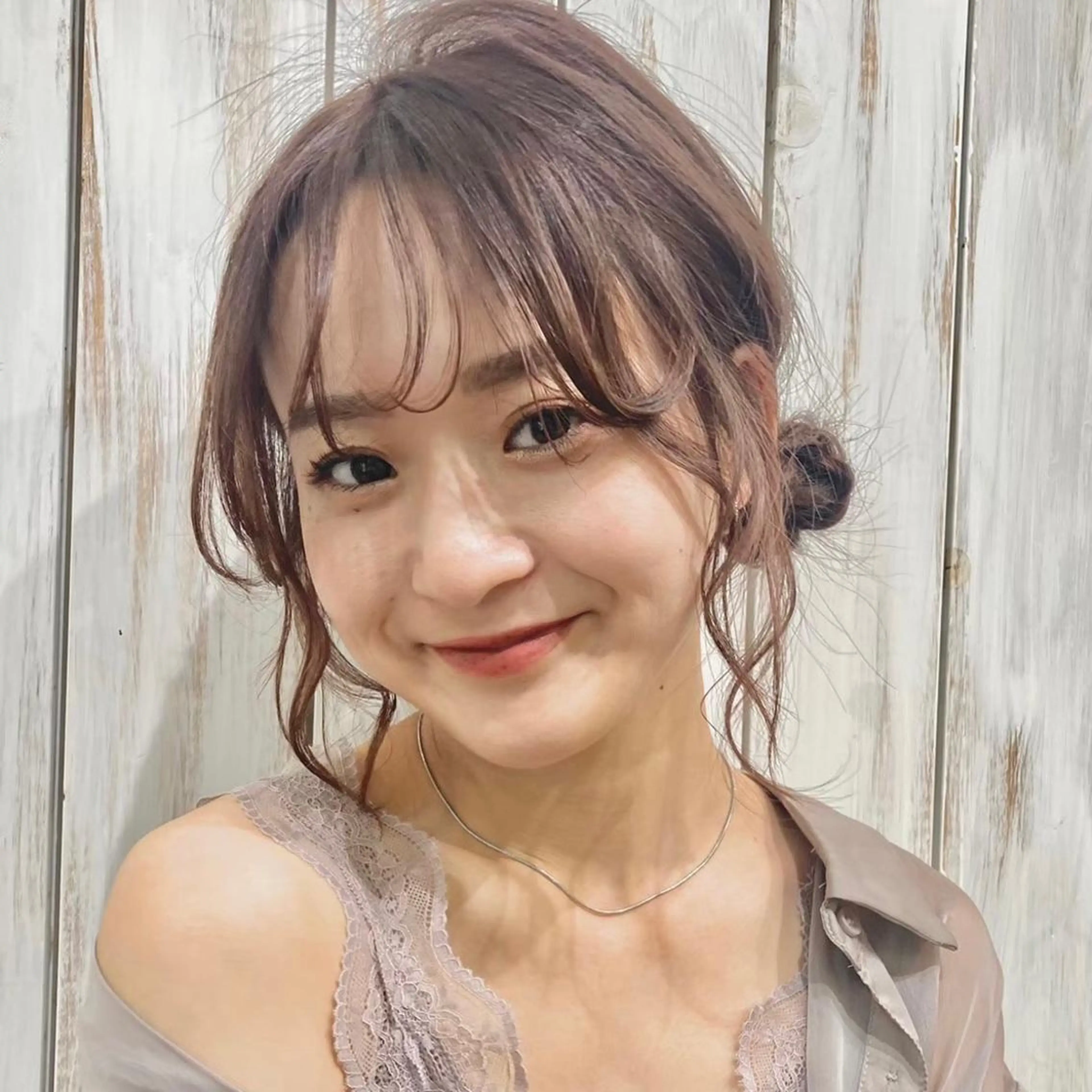 ミディアム ヘアアレンジ 青田 明日海のヘアスタイル