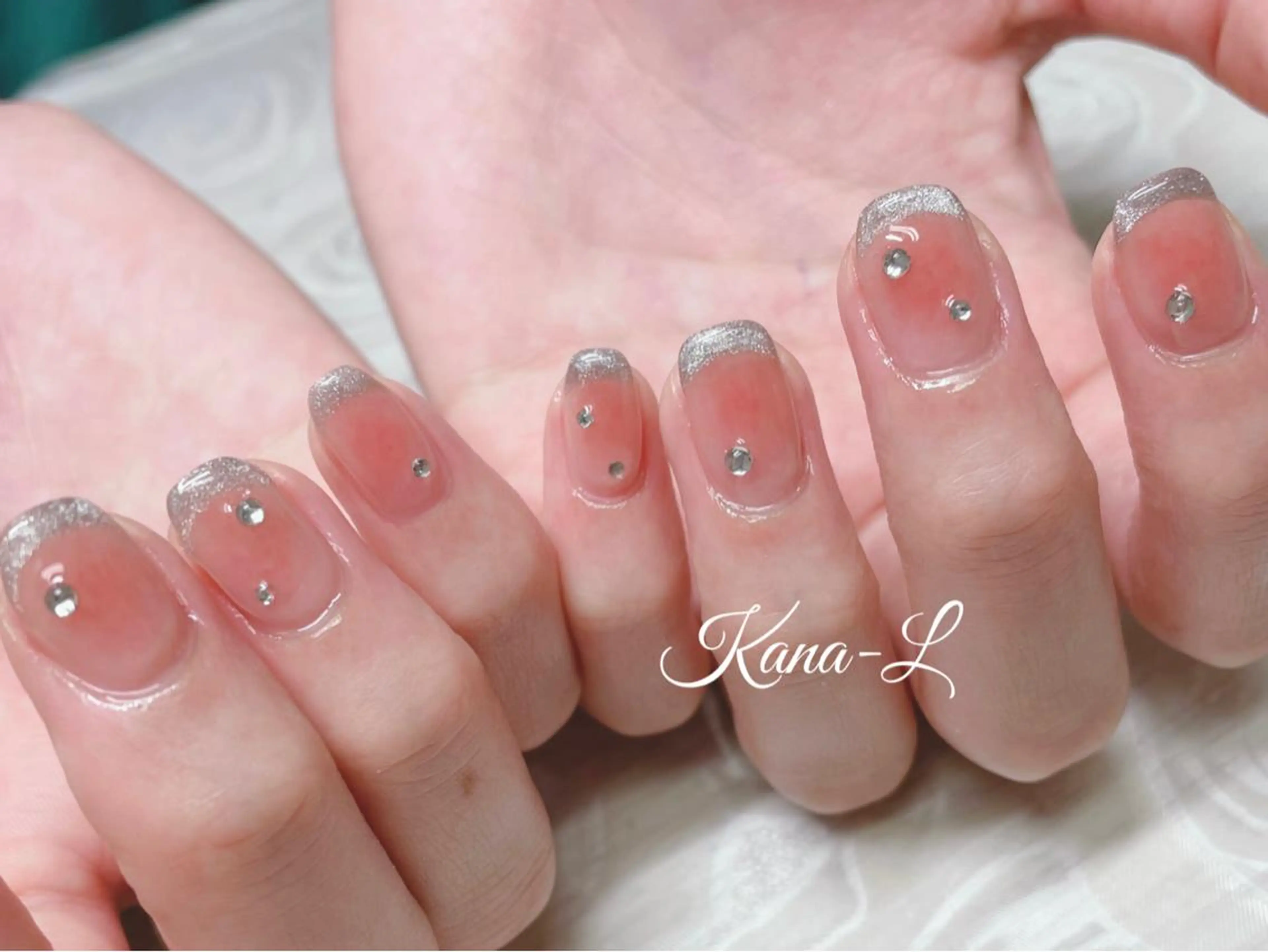 カラー ネイル チークネイル フレンチネイル キラキラネイル 韓国ネイル マグネットネイル 芦辺 香奈のネイルデザイン