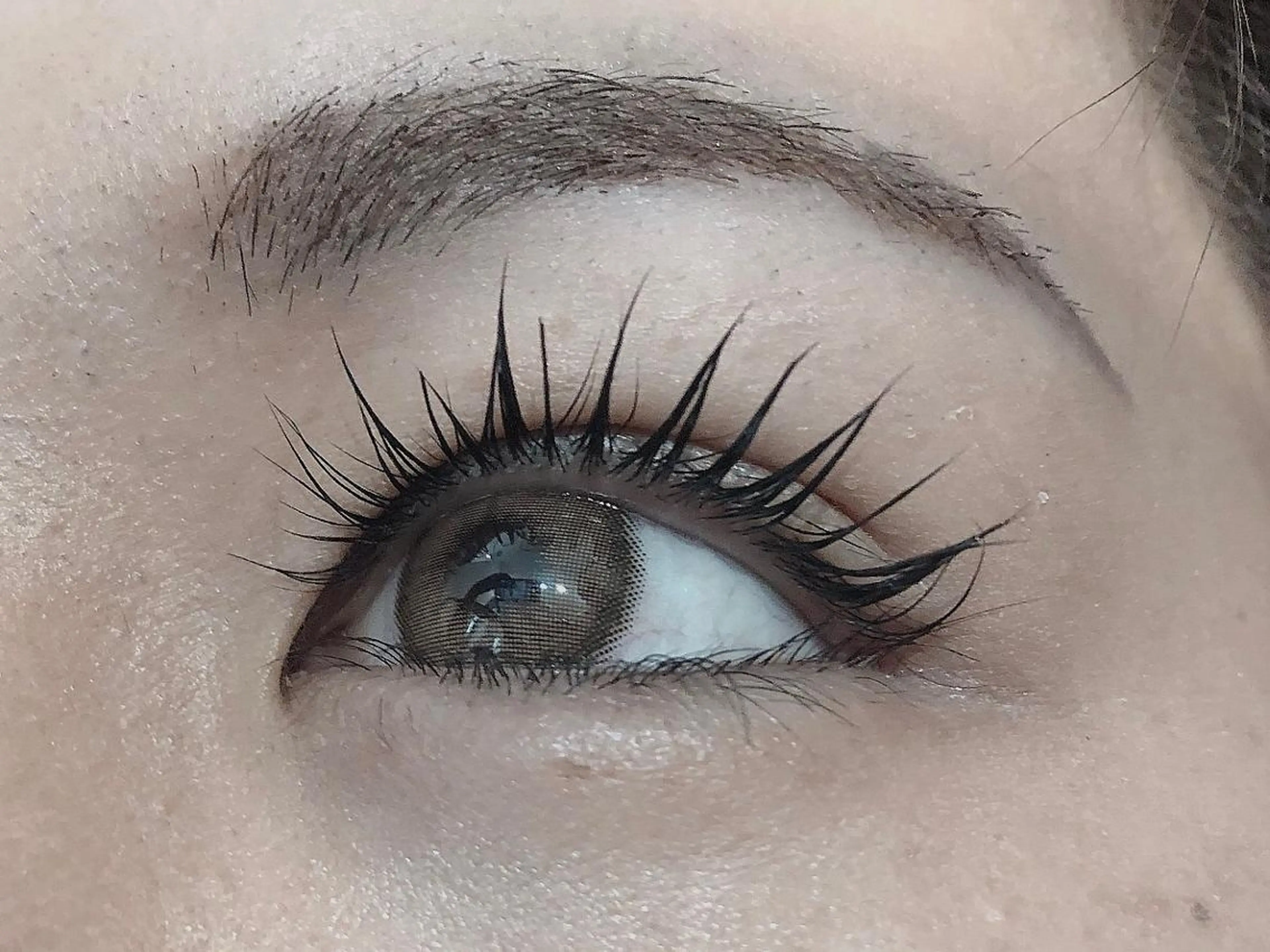 マツエク・マツパ TotalBeautysalonCURE所属・CURE 朱梨のネイルデザイン