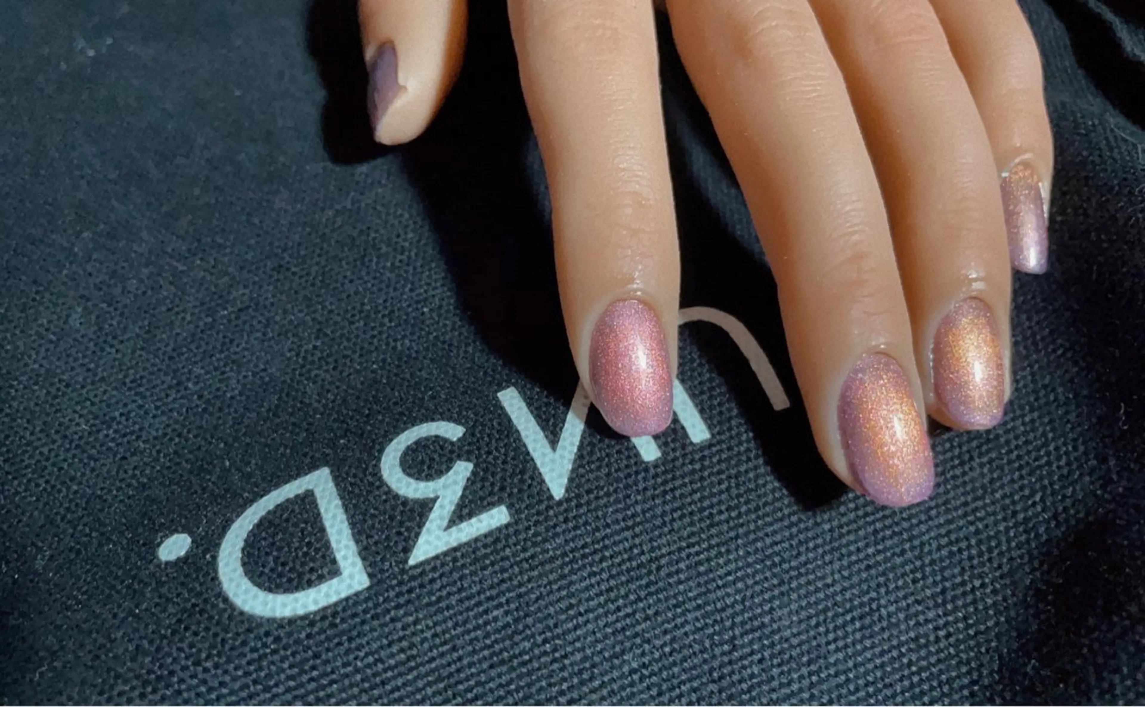 ネイル キラキラネイル マグネットネイル K Akaneのネイルデザイン