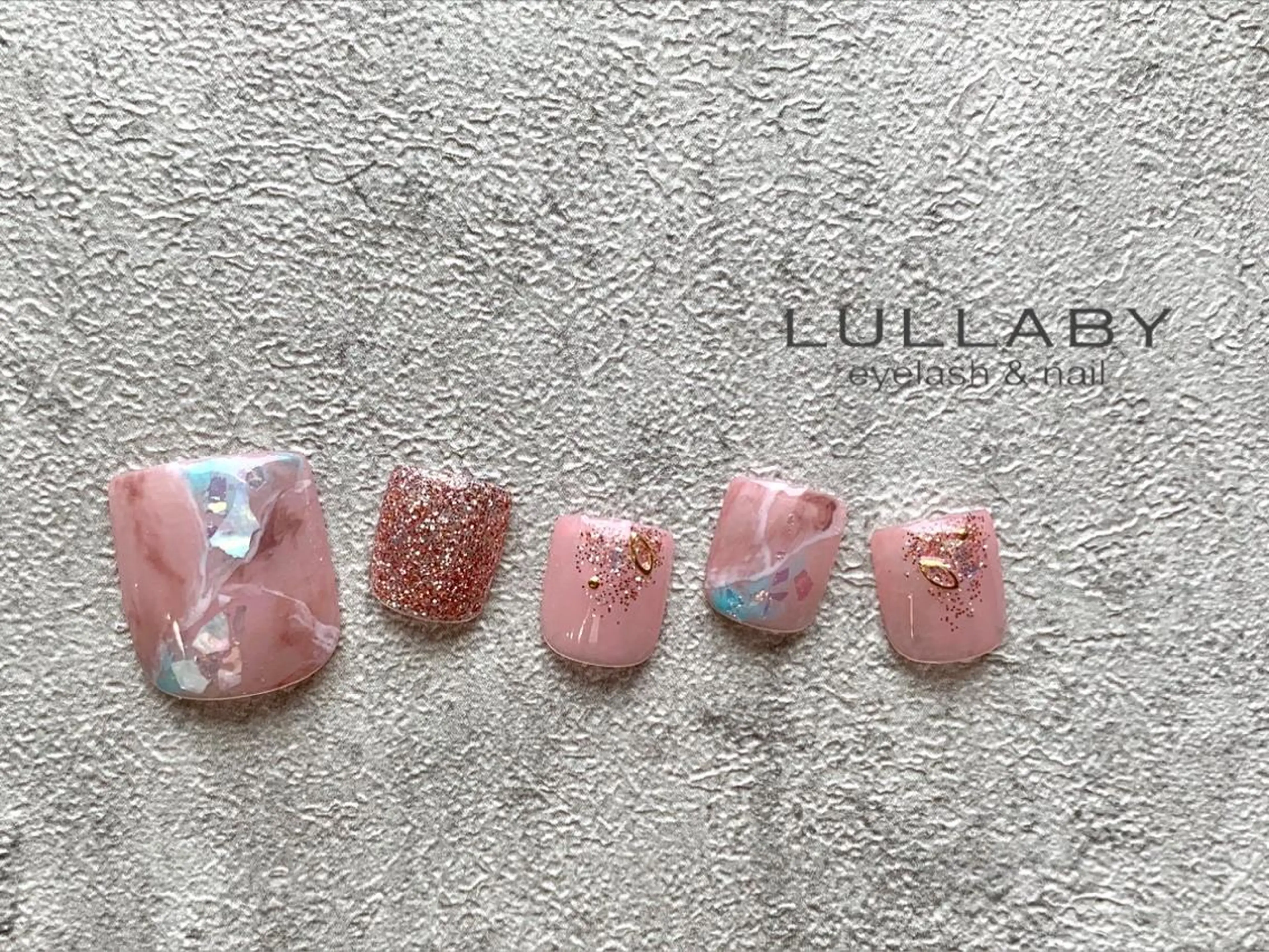 ネイル LULLABY  三軒茶屋店のネイルデザイン