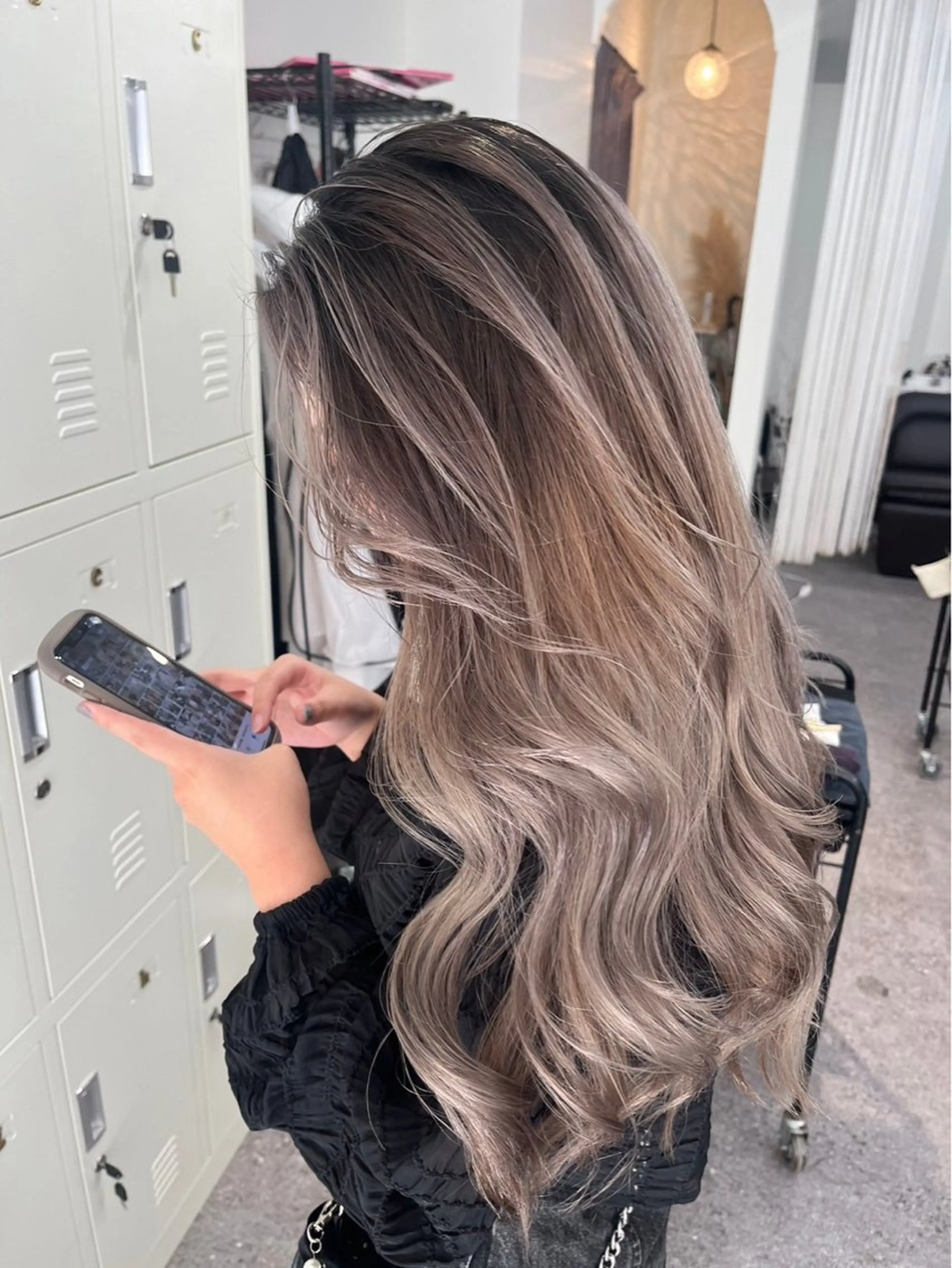 【破格✨⠀】バレイヤージュ+トリートメント※ケアブリーチ込¥19200→¥13800の写真