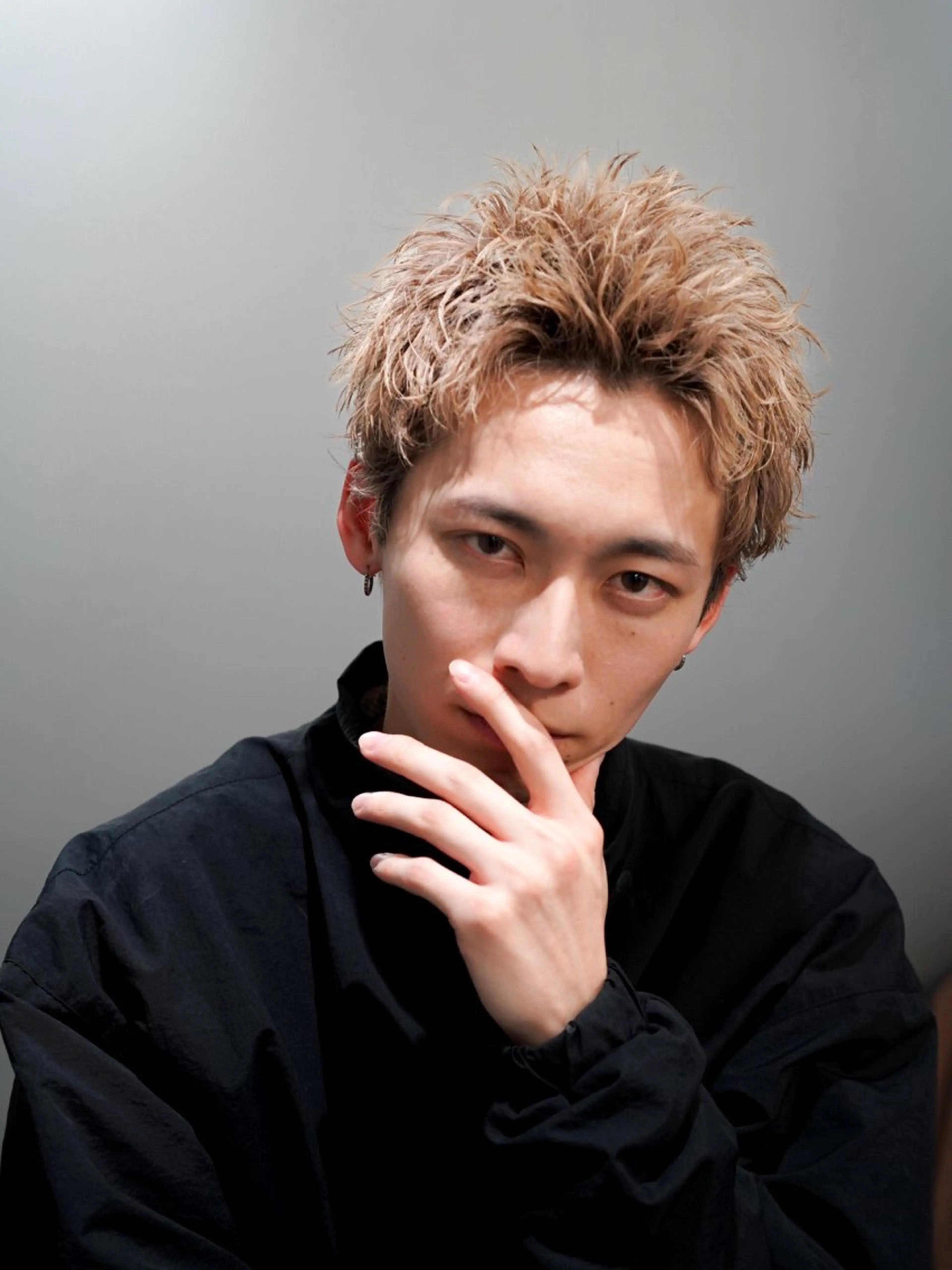 ショート メンズ メンズパーマ スパイキーショート 波巻きパーマ ショートヘア fifth リュウセイのヘアスタイル