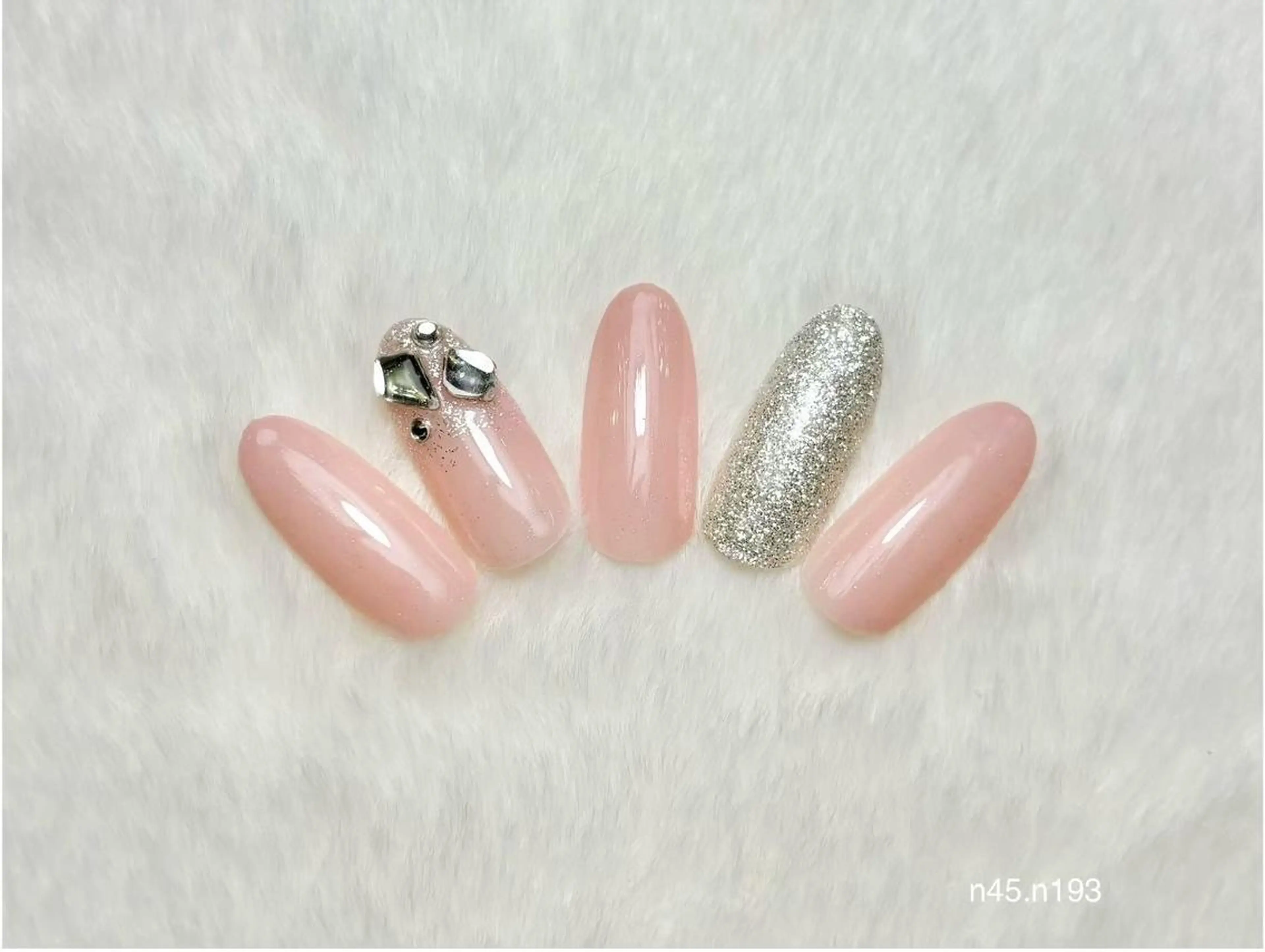 ネイル シンプルネイル ハンドネイル charmant rionのネイルデザイン