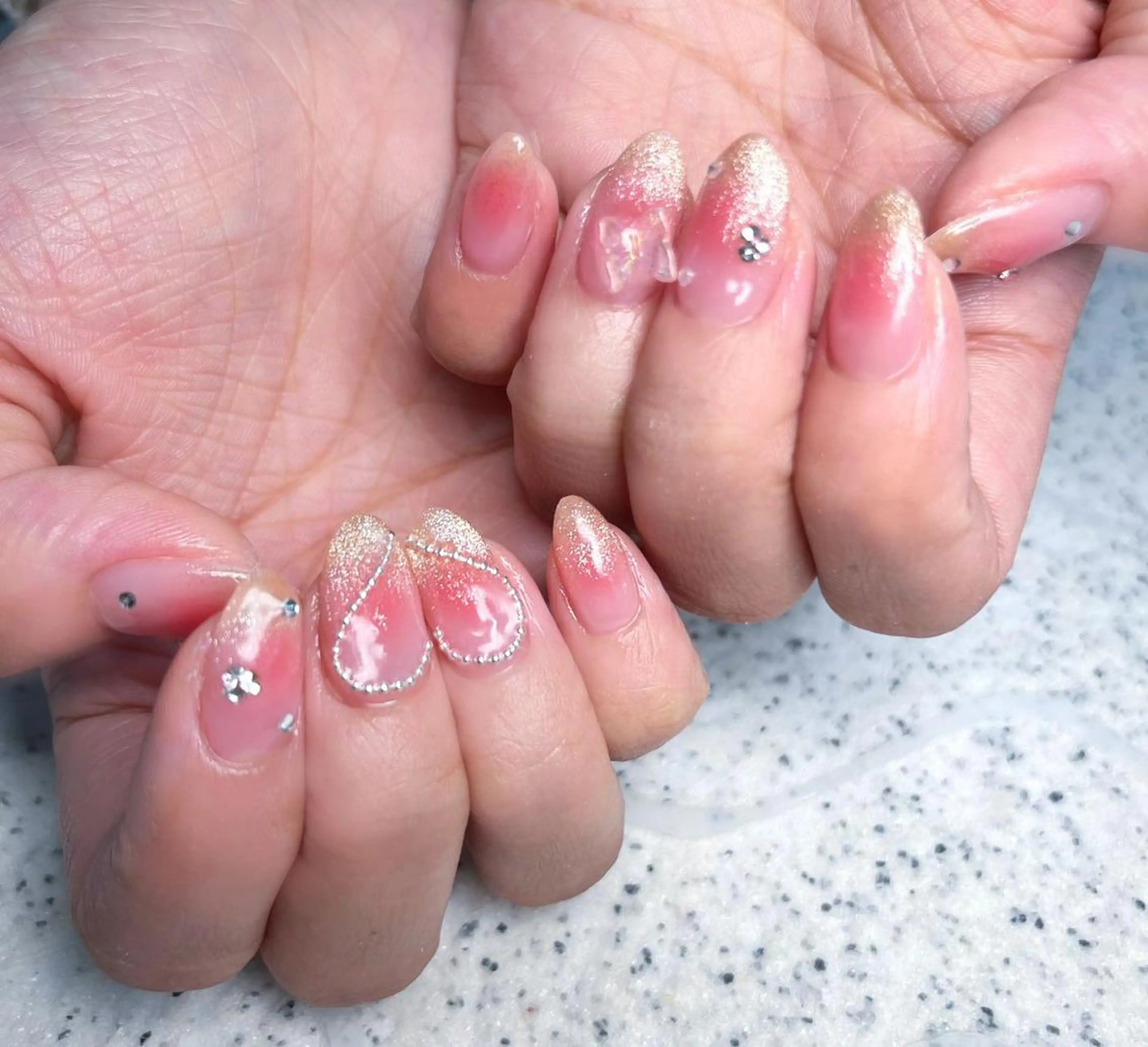 ネイル Queens momoのネイルデザイン