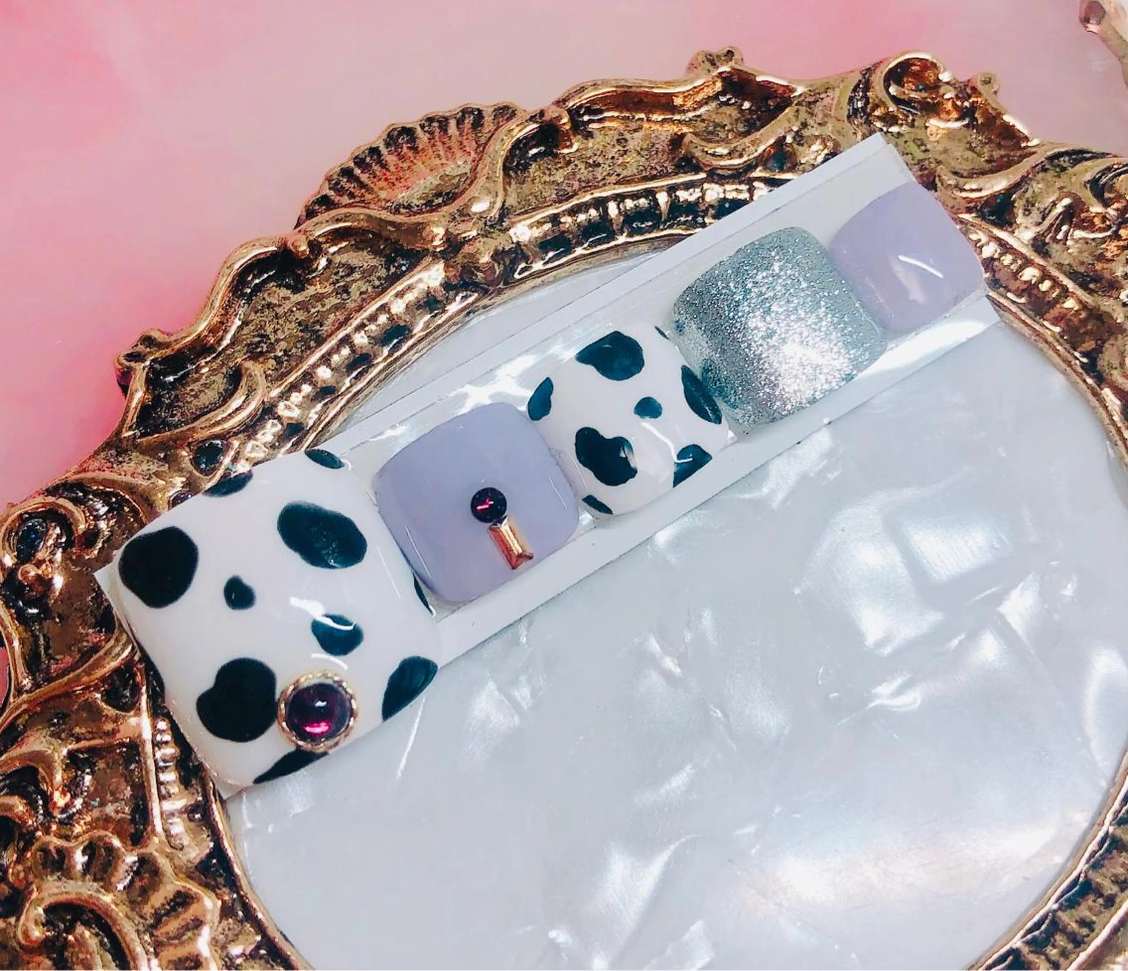 ネイル フットネイル フットネイル CROWN プライベートサロンのネイルデザイン