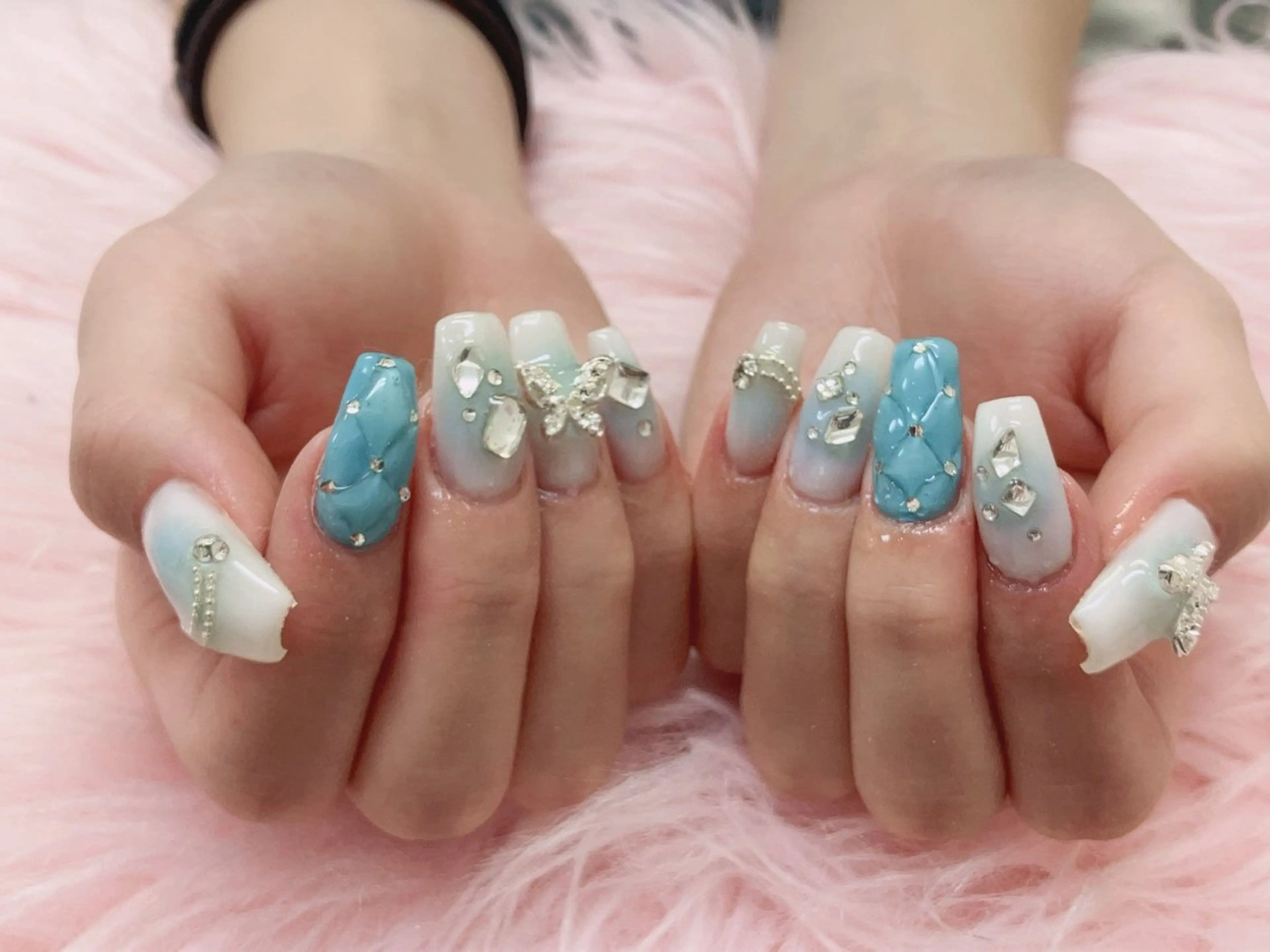 ネイル ハンドネイル ハンドケア 💜MIYA nail鶴見店のネイルデザイン