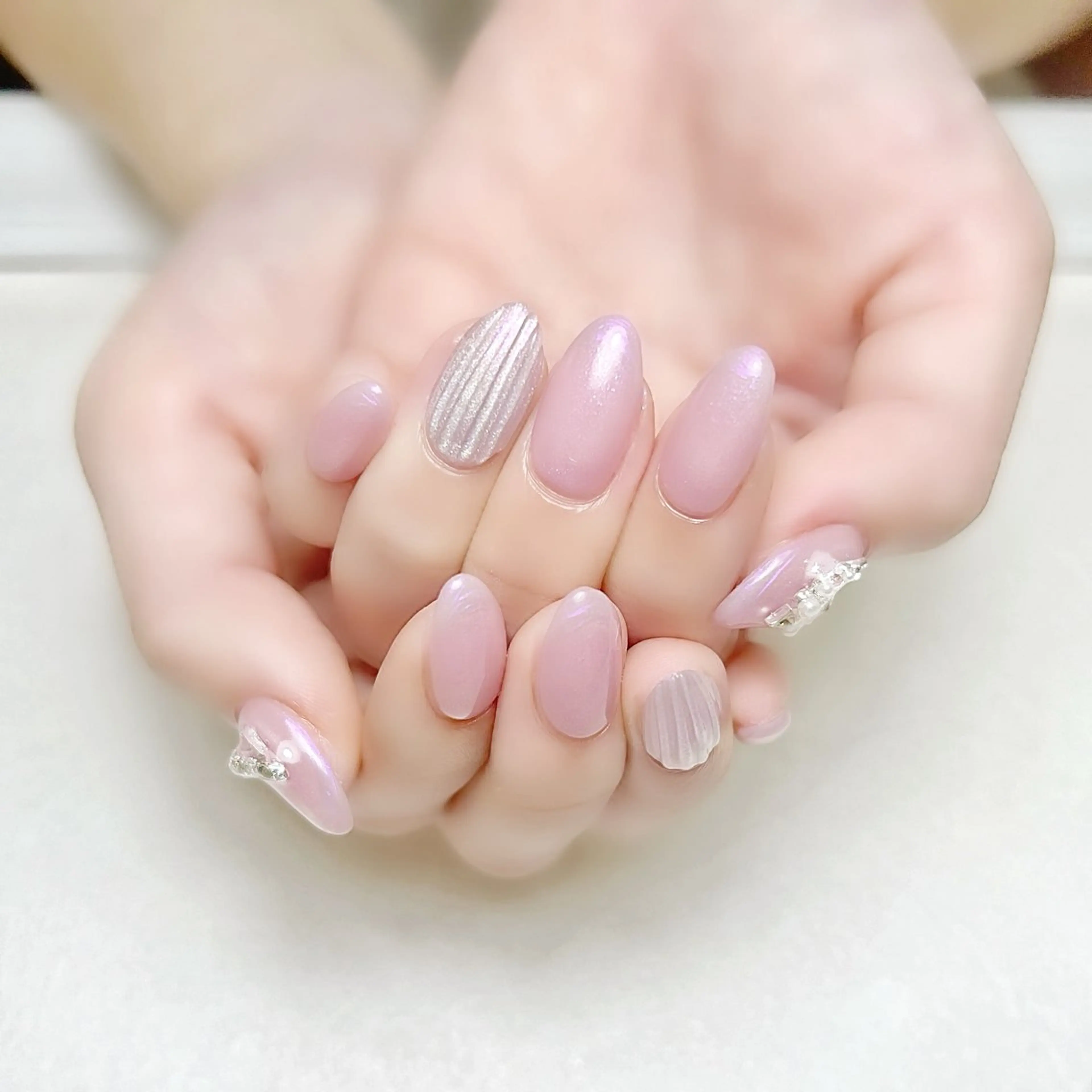 ネイル フレンチネイル オフィスネイル 夏ネイル ワンホンネイル rouse nail RISATOのネイルデザイン