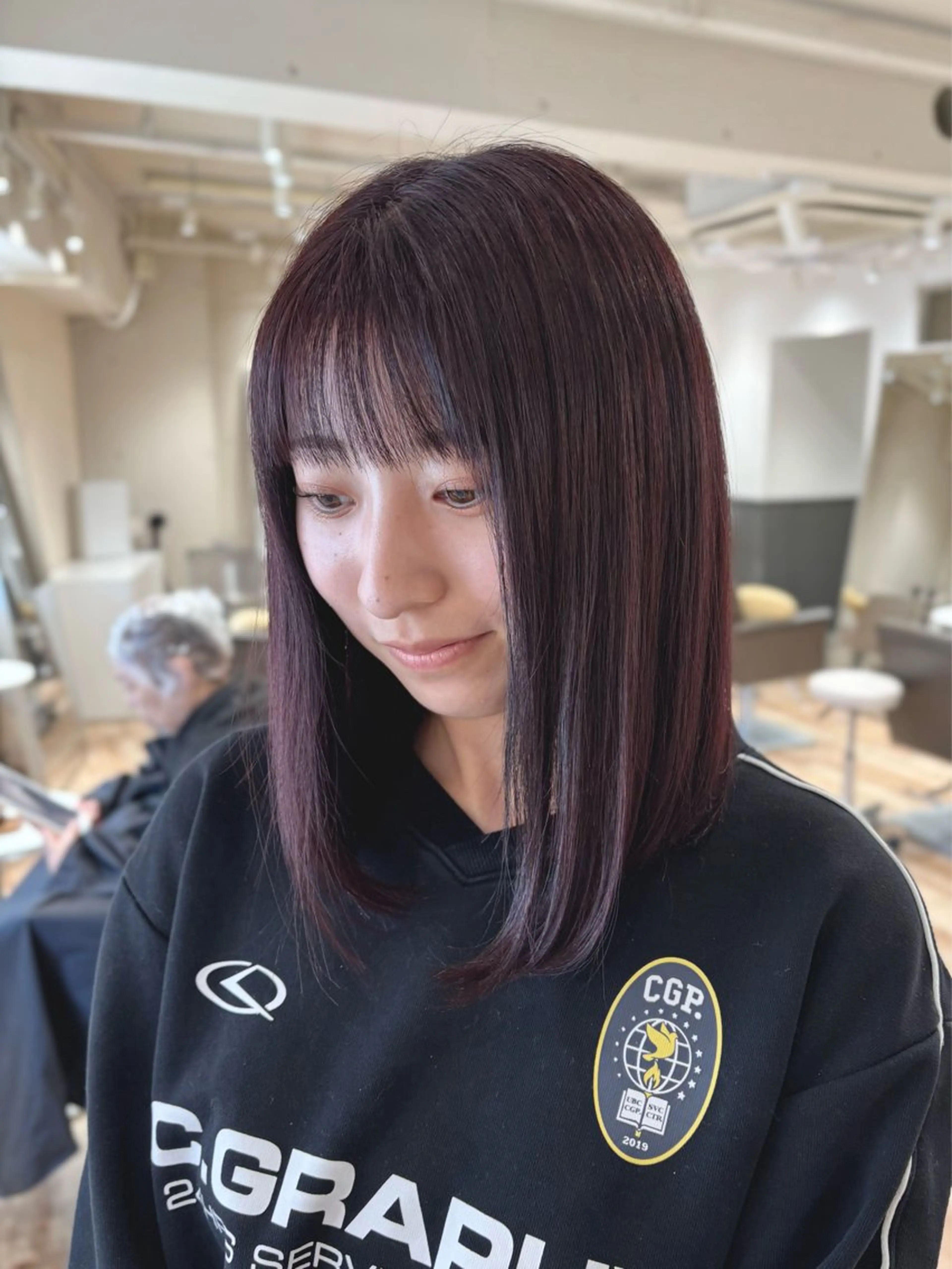 ミディアム カラー 北 詩羽のヘアスタイル