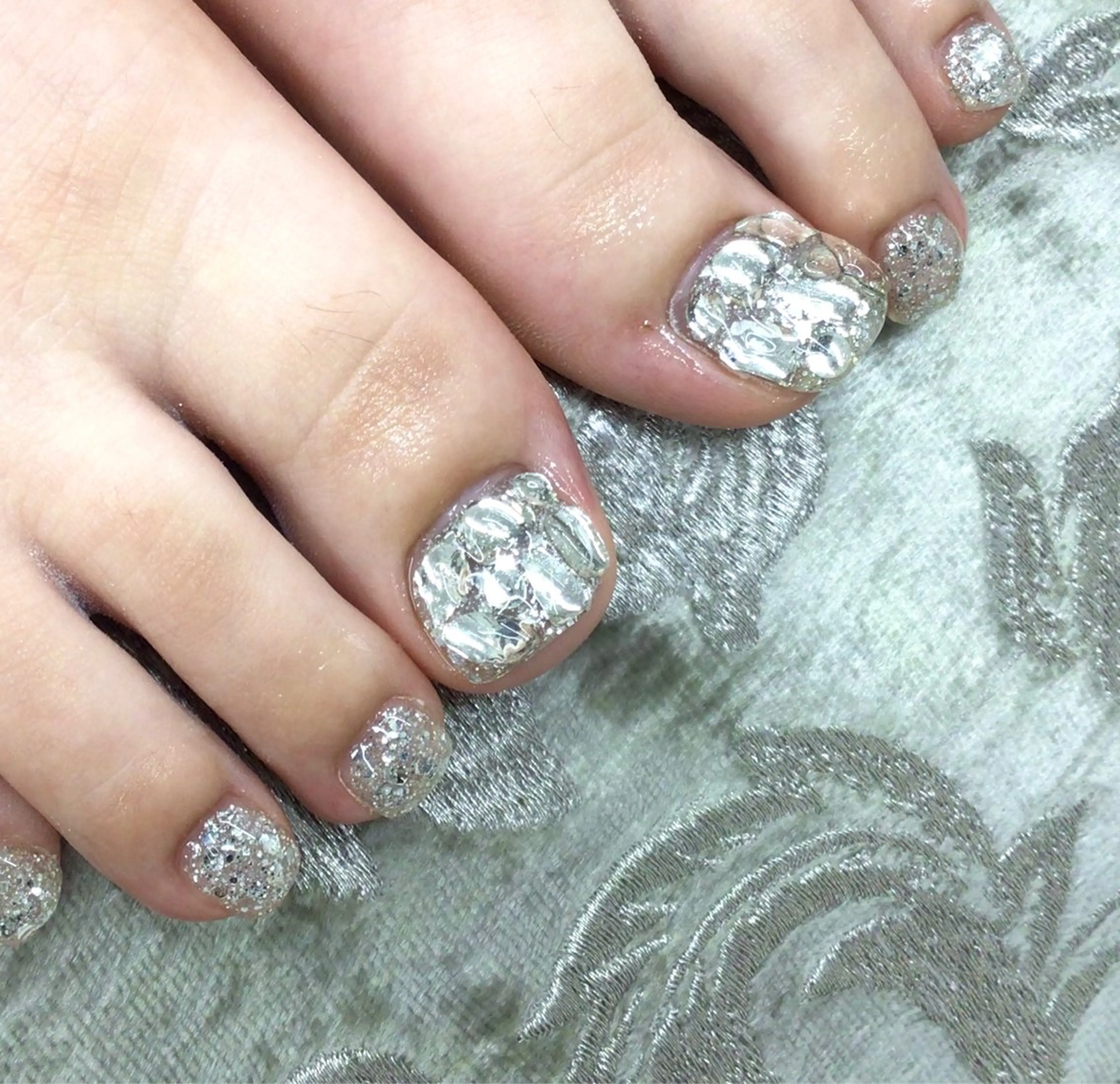 ネイル 長さ出し ジェルネイル マグネットネイル 持ち込み ワンカラーネイル フットネイル Nail Day 四条烏丸店のネイルデザイン