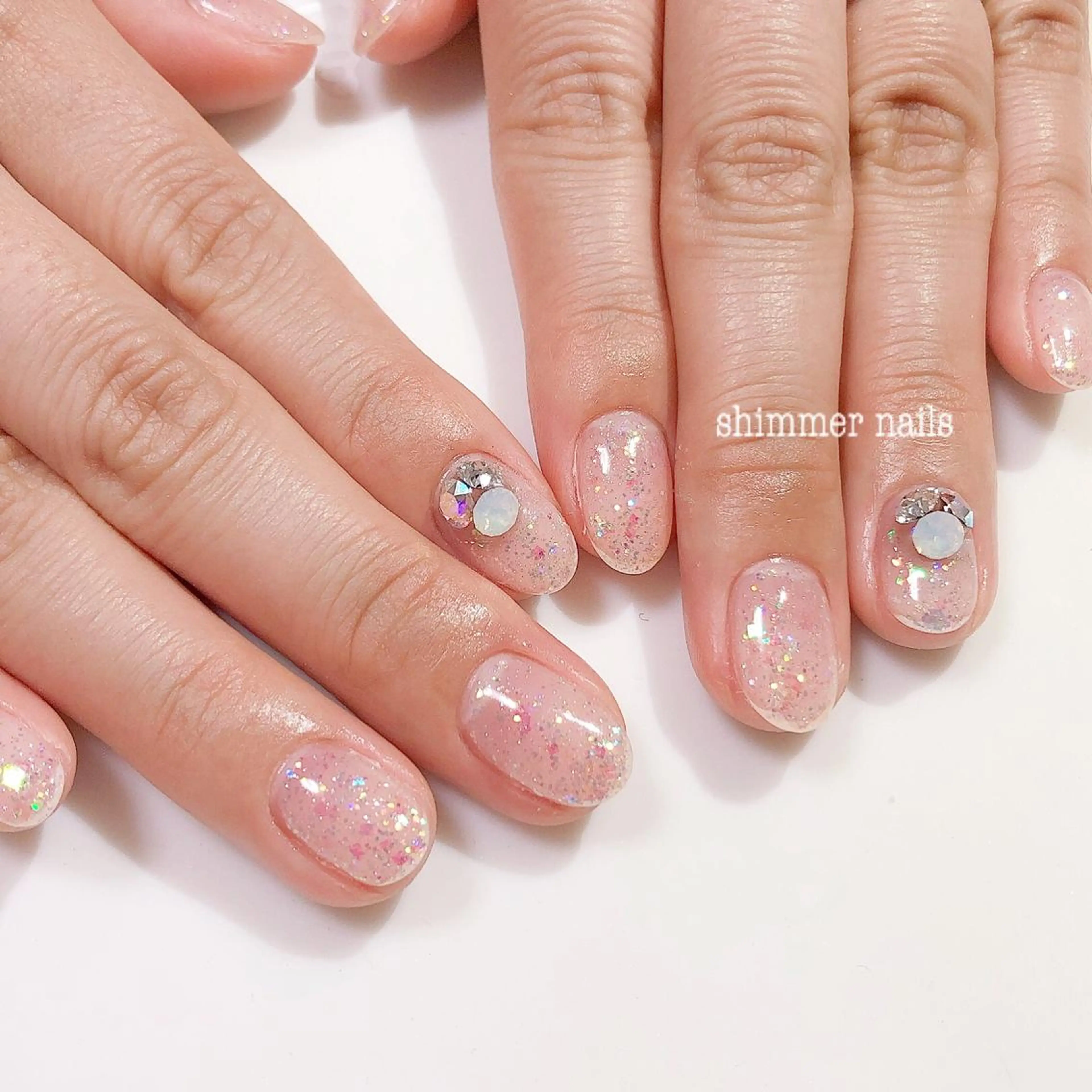 ネイル オーロラネイル ラメ(グリッター) shimmer nailsのネイルデザイン