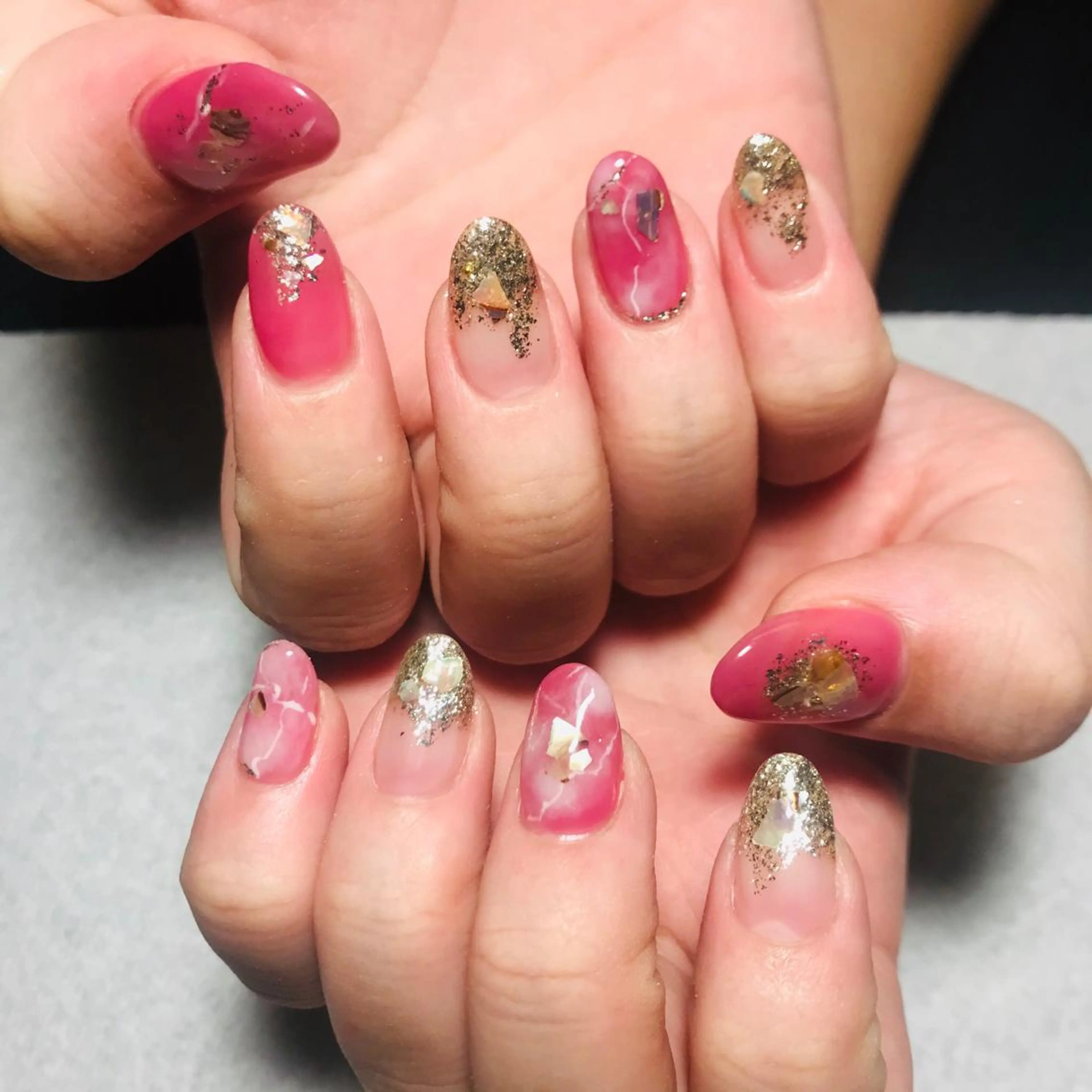 ネイル ECLAT エクラ所属・寺山 千鶴のネイルデザイン