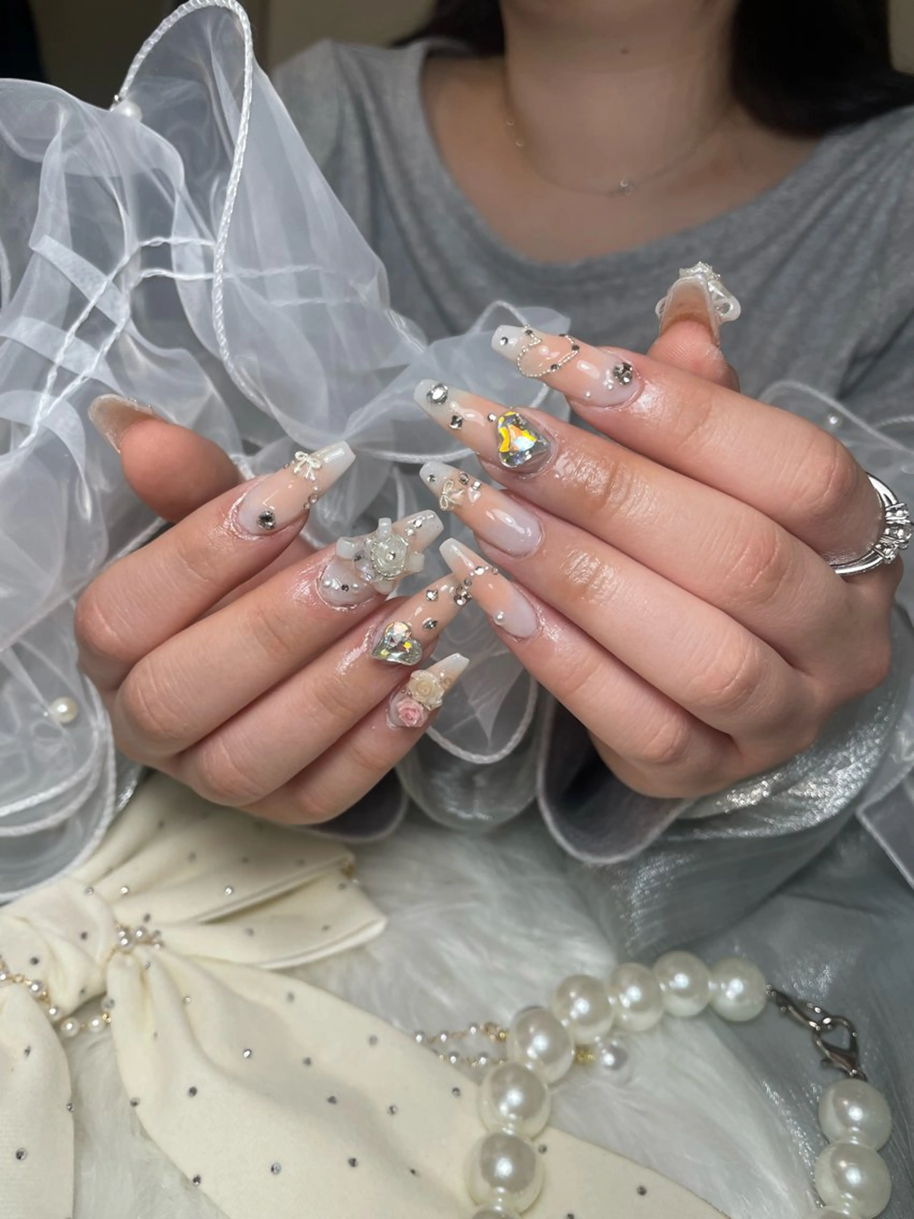 ネイル チークネイル 持ち込み salon luge あめ🍬のネイルデザイン