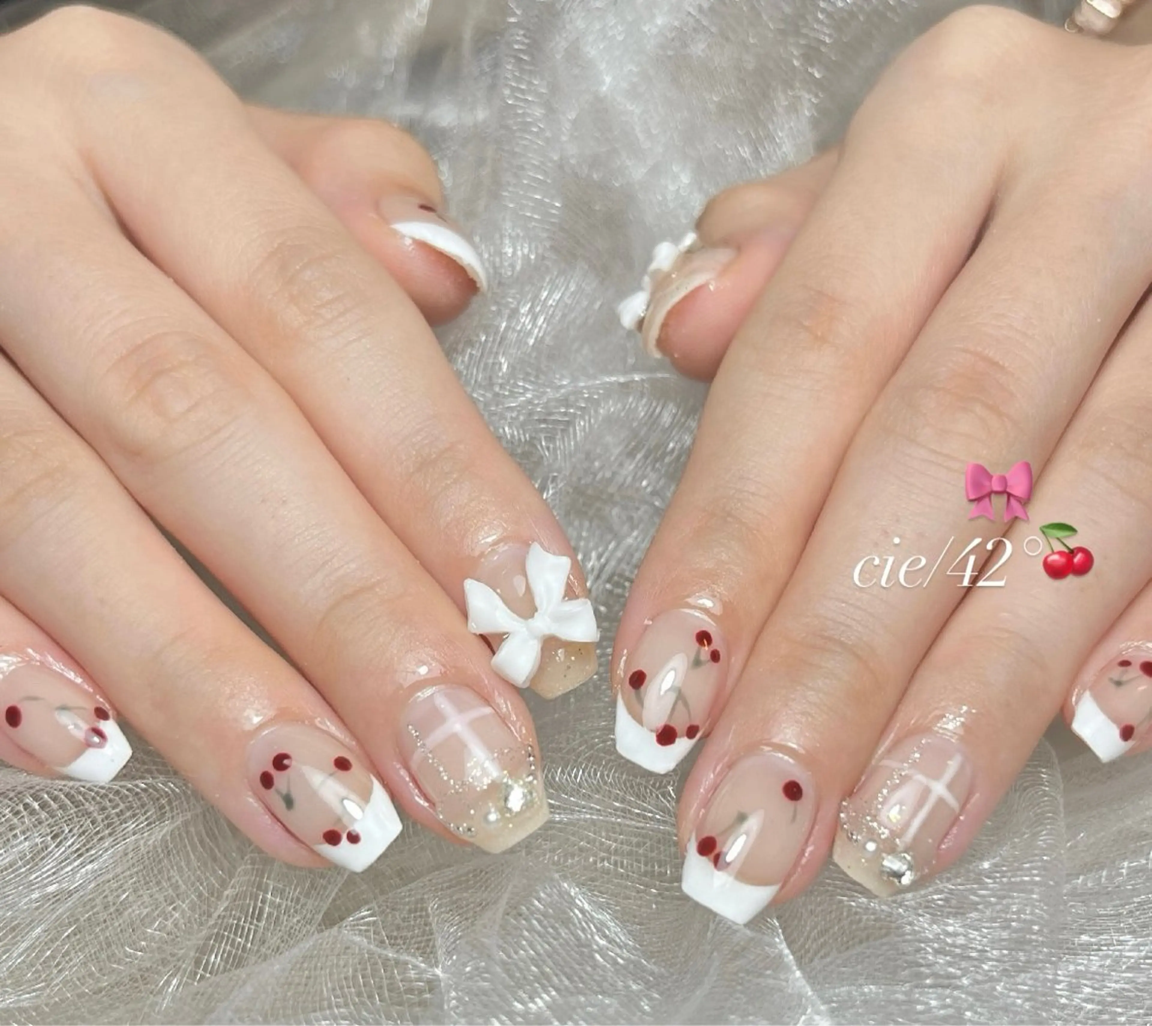 ネイル cie/42° NIJINAのネイルデザイン