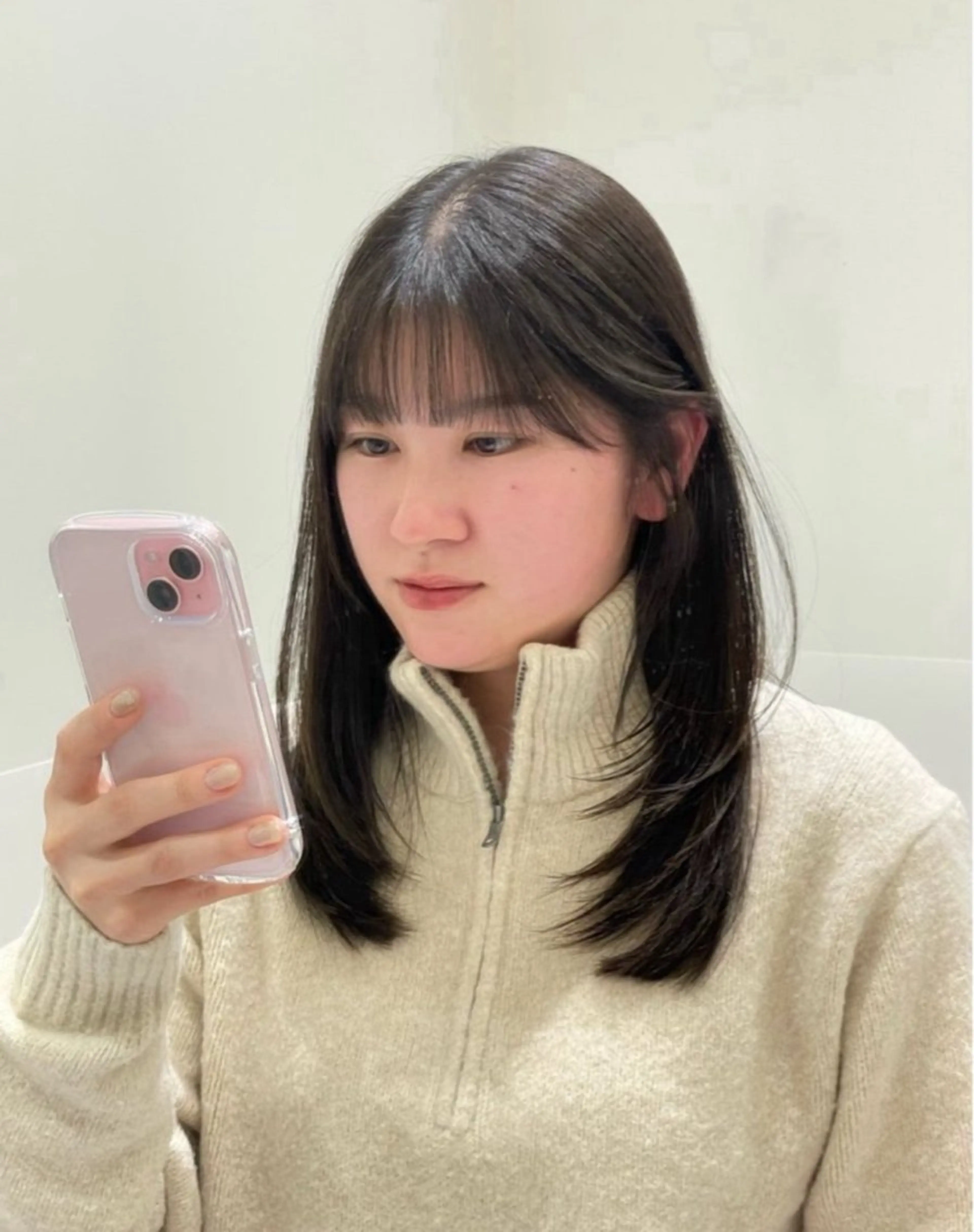 ミディアム ハッシュカット 韓国風ヘア レイヤーカット カット ヘアカラー トリートメント ❤︎︎韓国ヘア❤︎︎ 𝑺𝒉𝒊𝒉𝒐のヘアスタイル