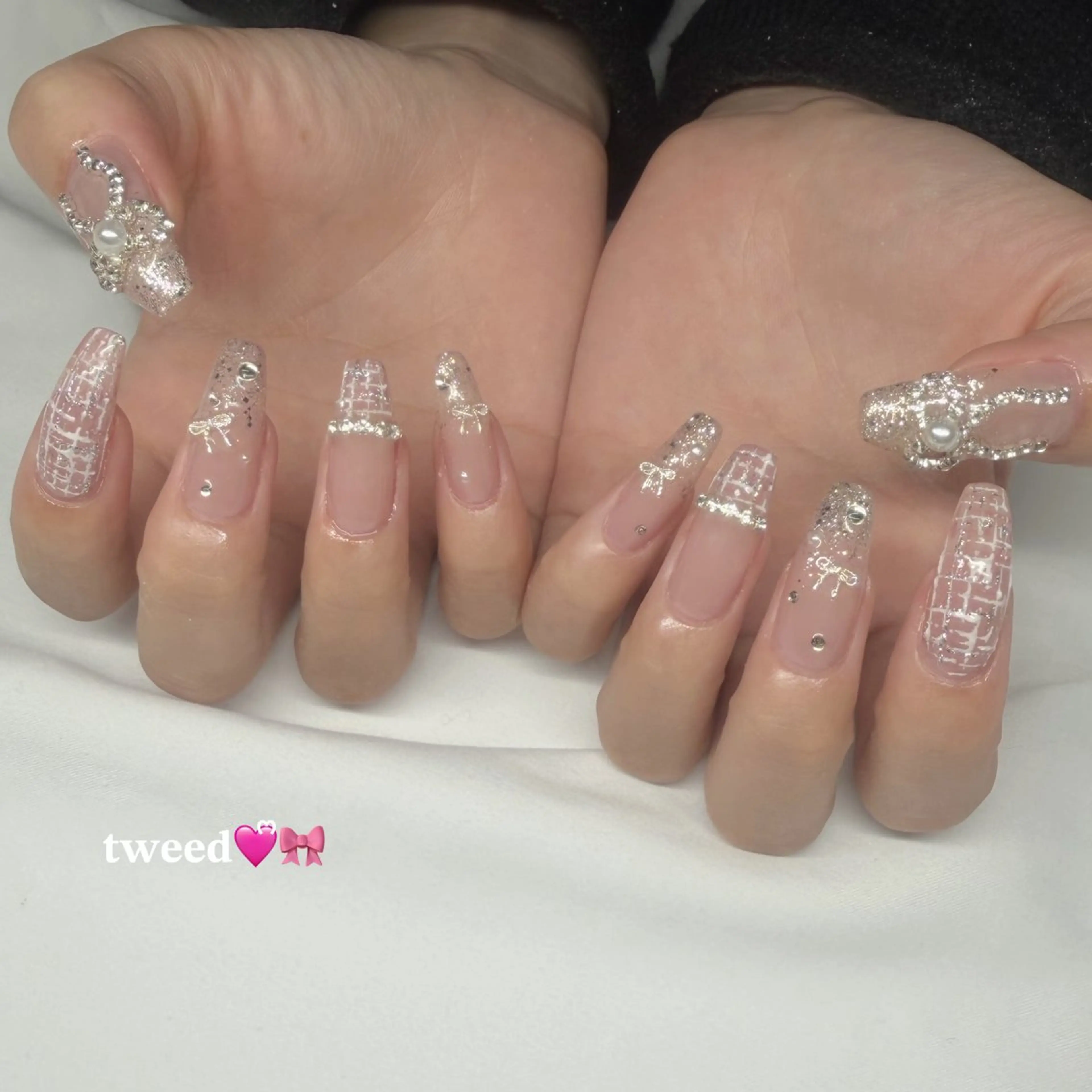 ネイル キラキラネイル ピンク ツイードネイル ハンドネイル Beautiful Me 牛久店所属・Kudo Izumiのネイルデザイン