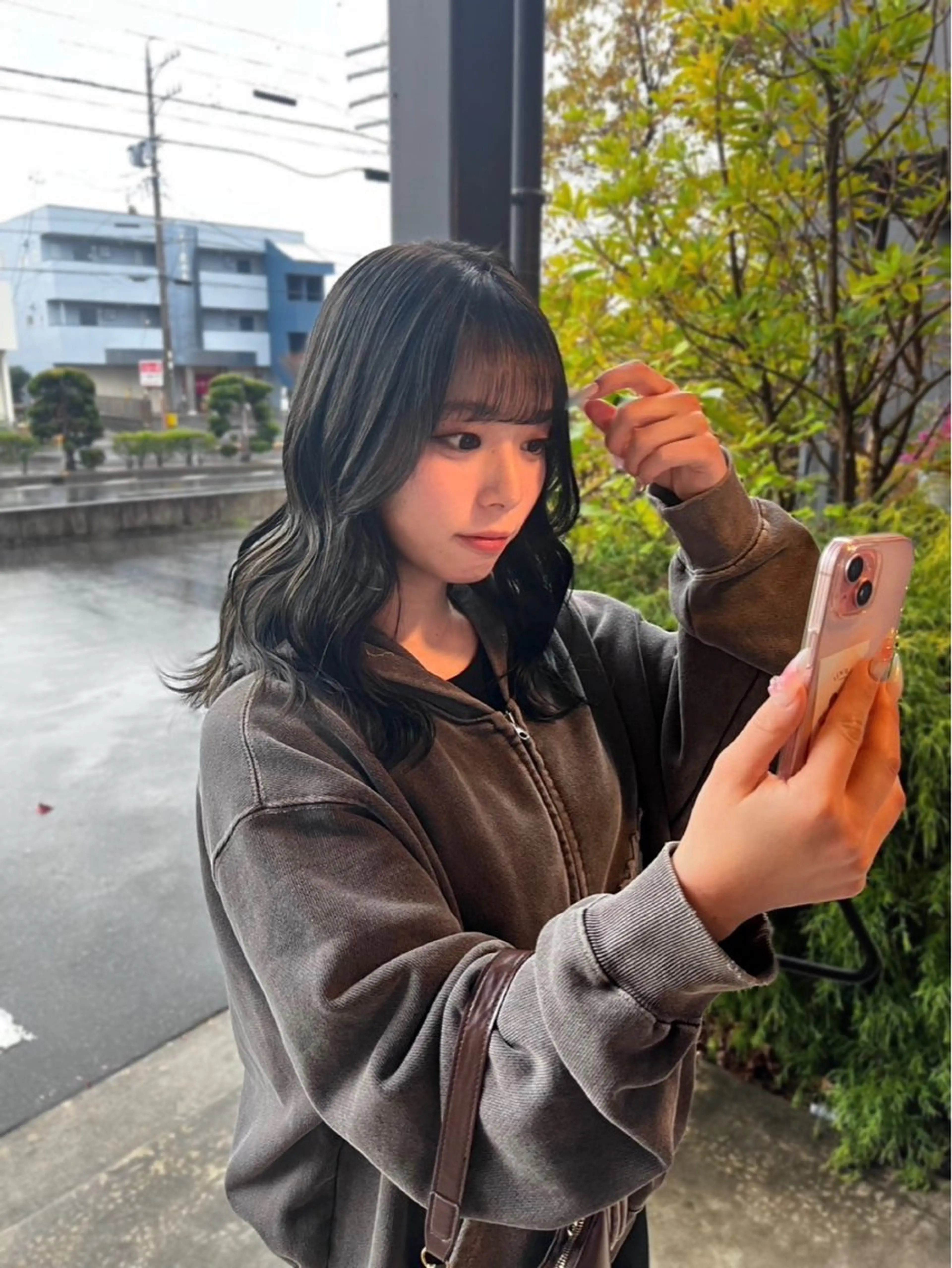 ロング カラー ヘアカラー ふじわらはゆ/ブリー チ/ベージュカラーのヘアスタイル