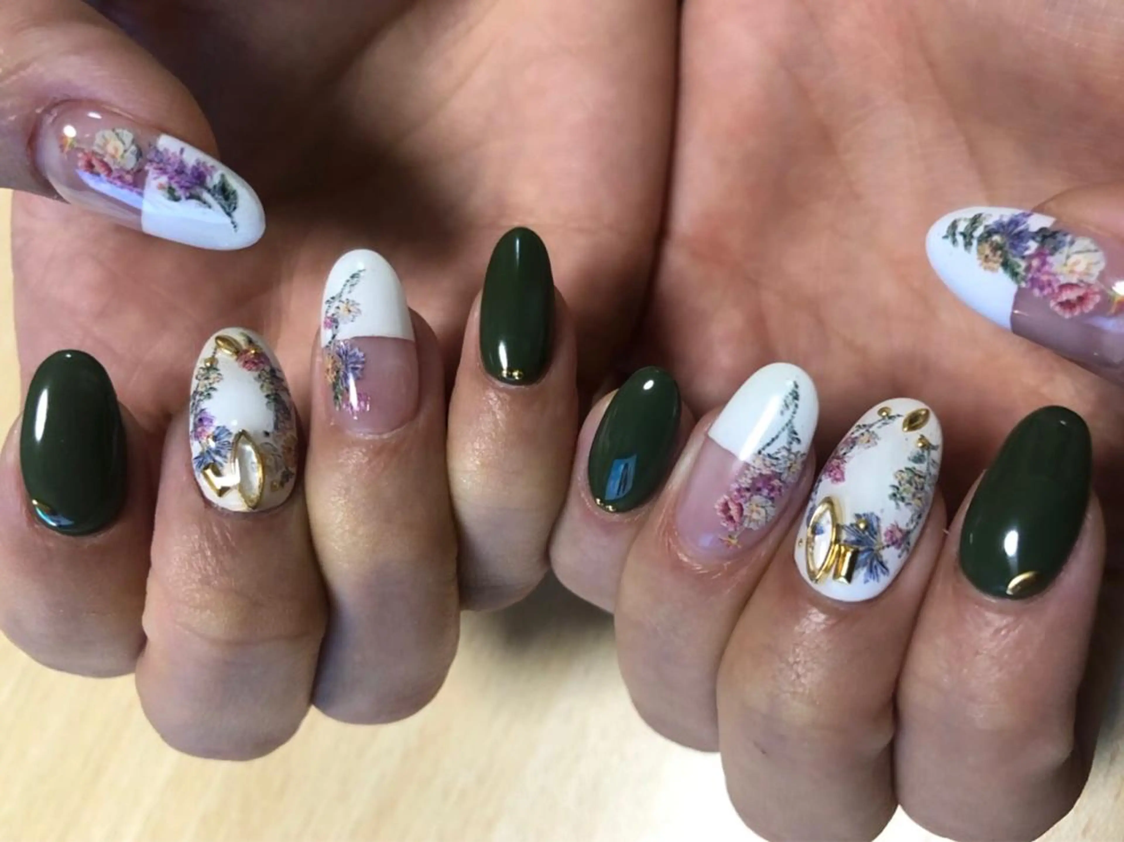 ネイル Charme. NOBUKOのネイルデザイン