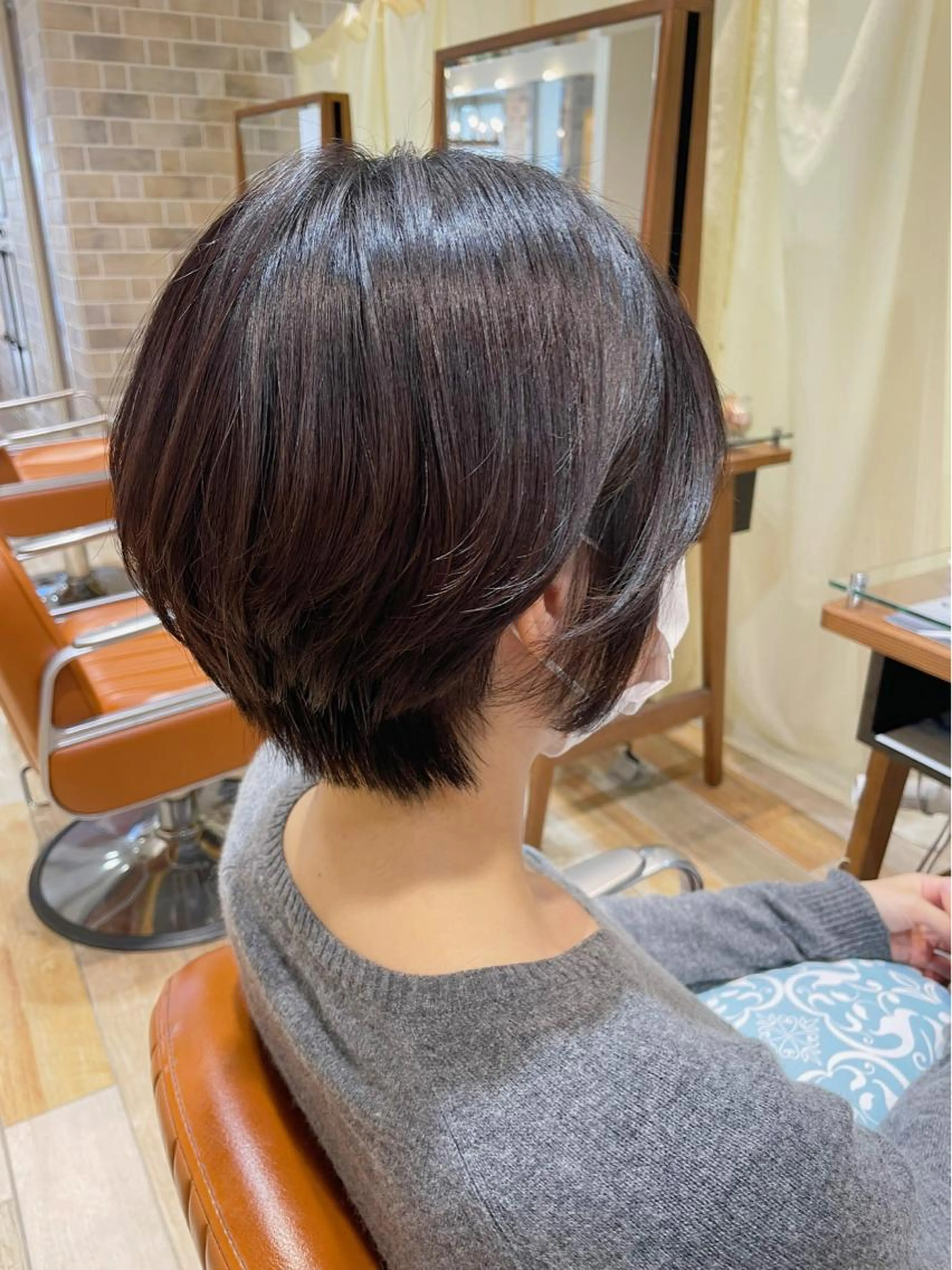 暗髪カラー✨前髪カット無料の写真