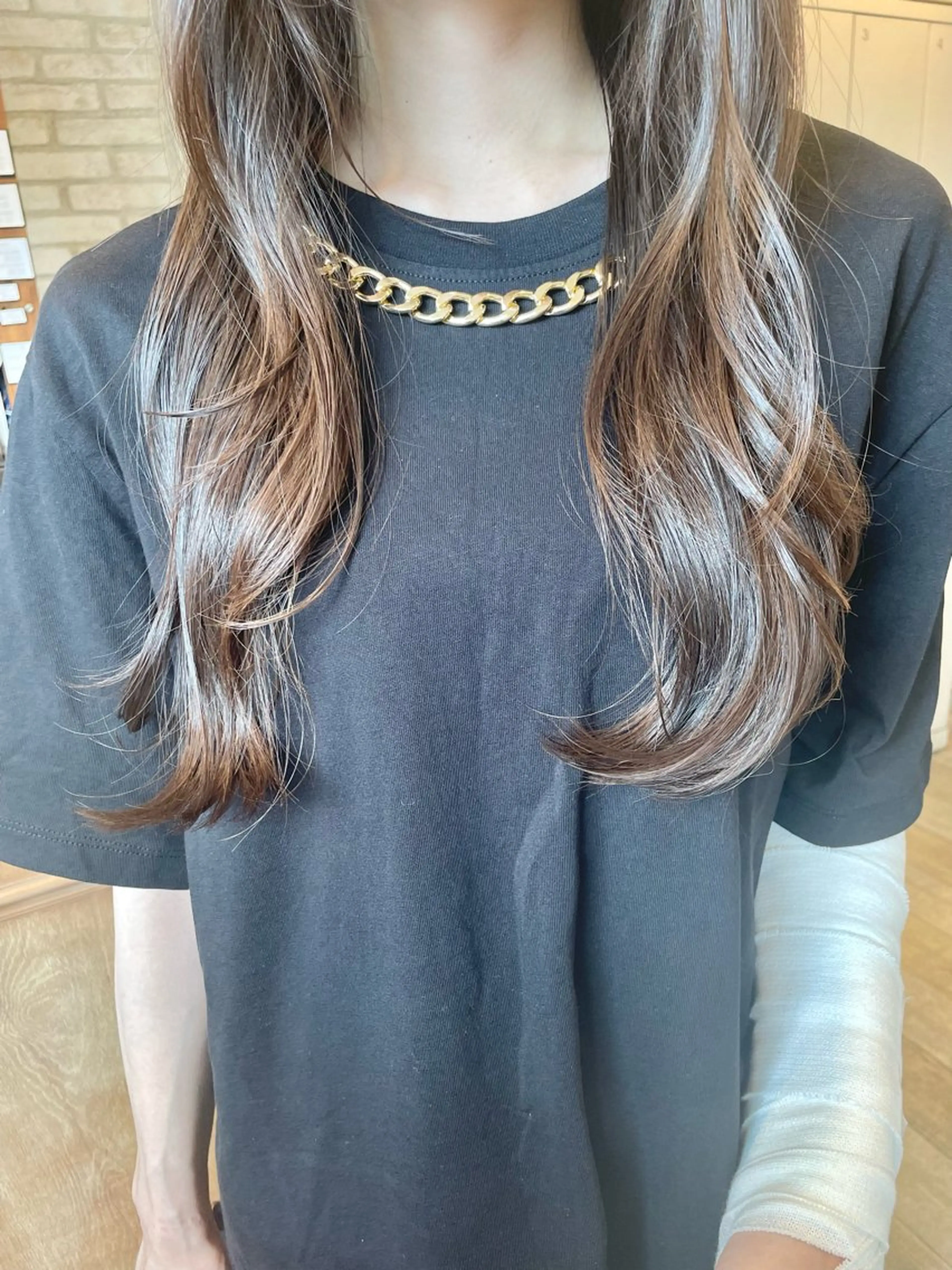 ロング レイヤーカット カット ✨横須賀髪質改善✨️ 加藤 百音のヘアスタイル