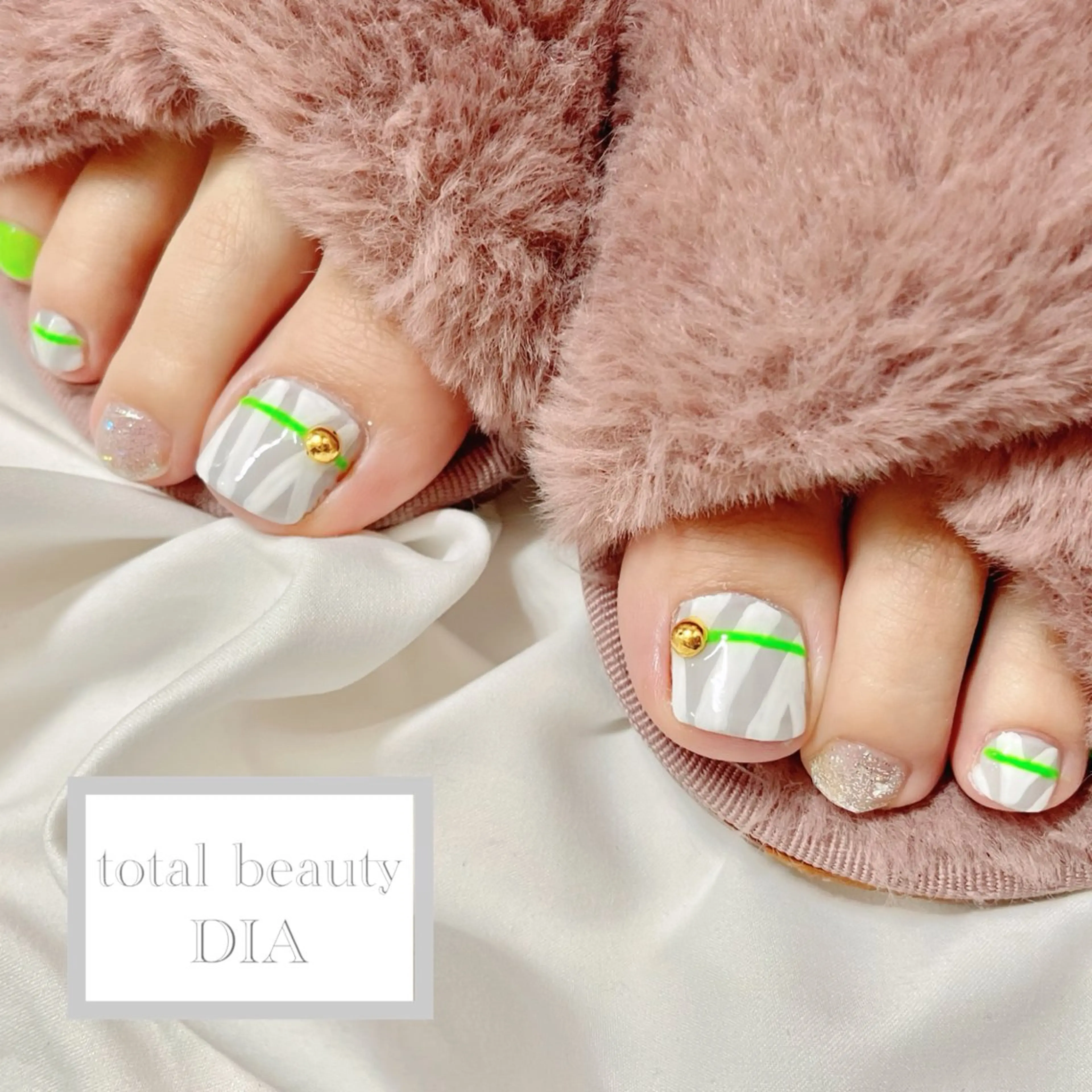 【ミニモ限定☆footアート2】¥5200の写真