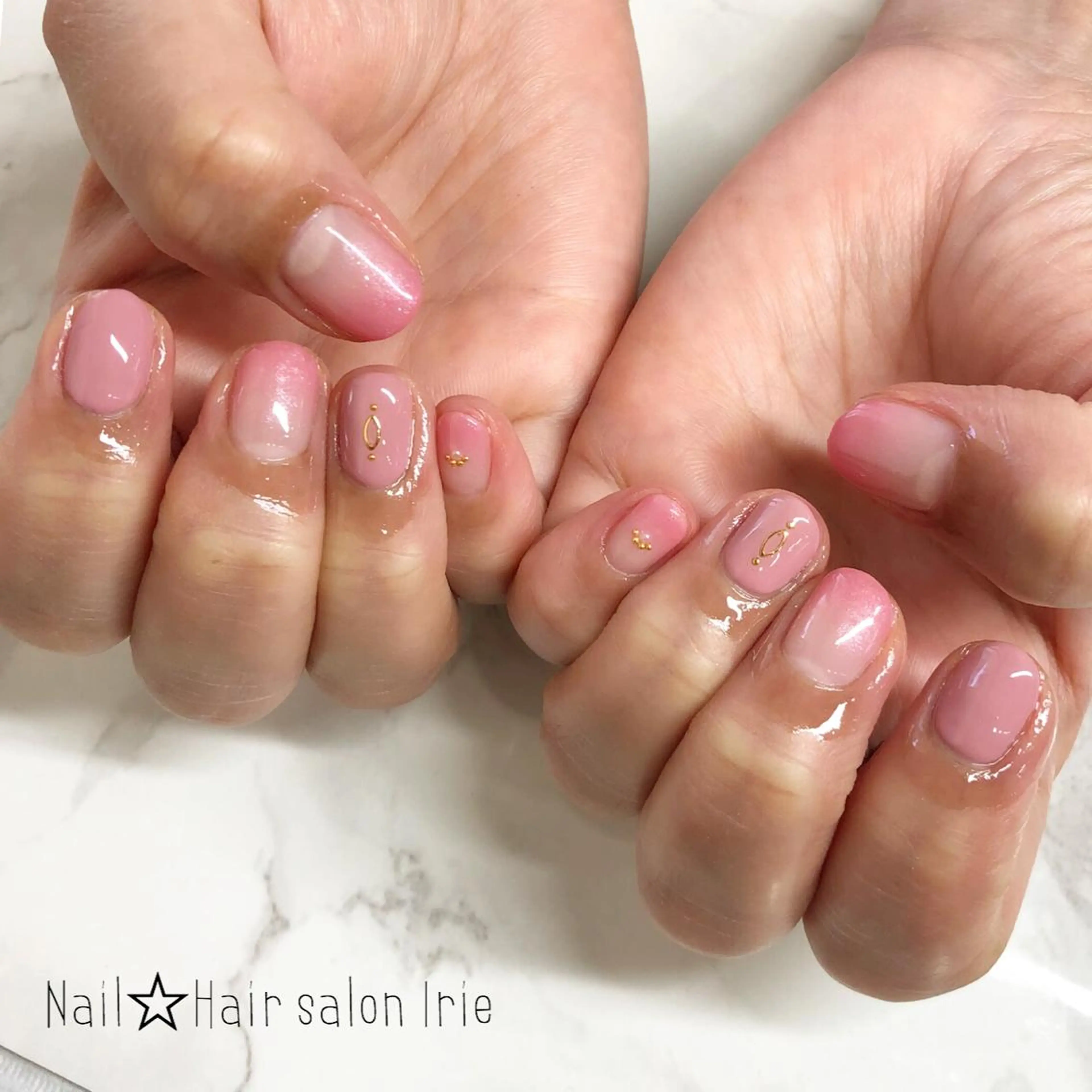 ネイル Hair salon Irie所属・與儀 知佳のネイルデザイン