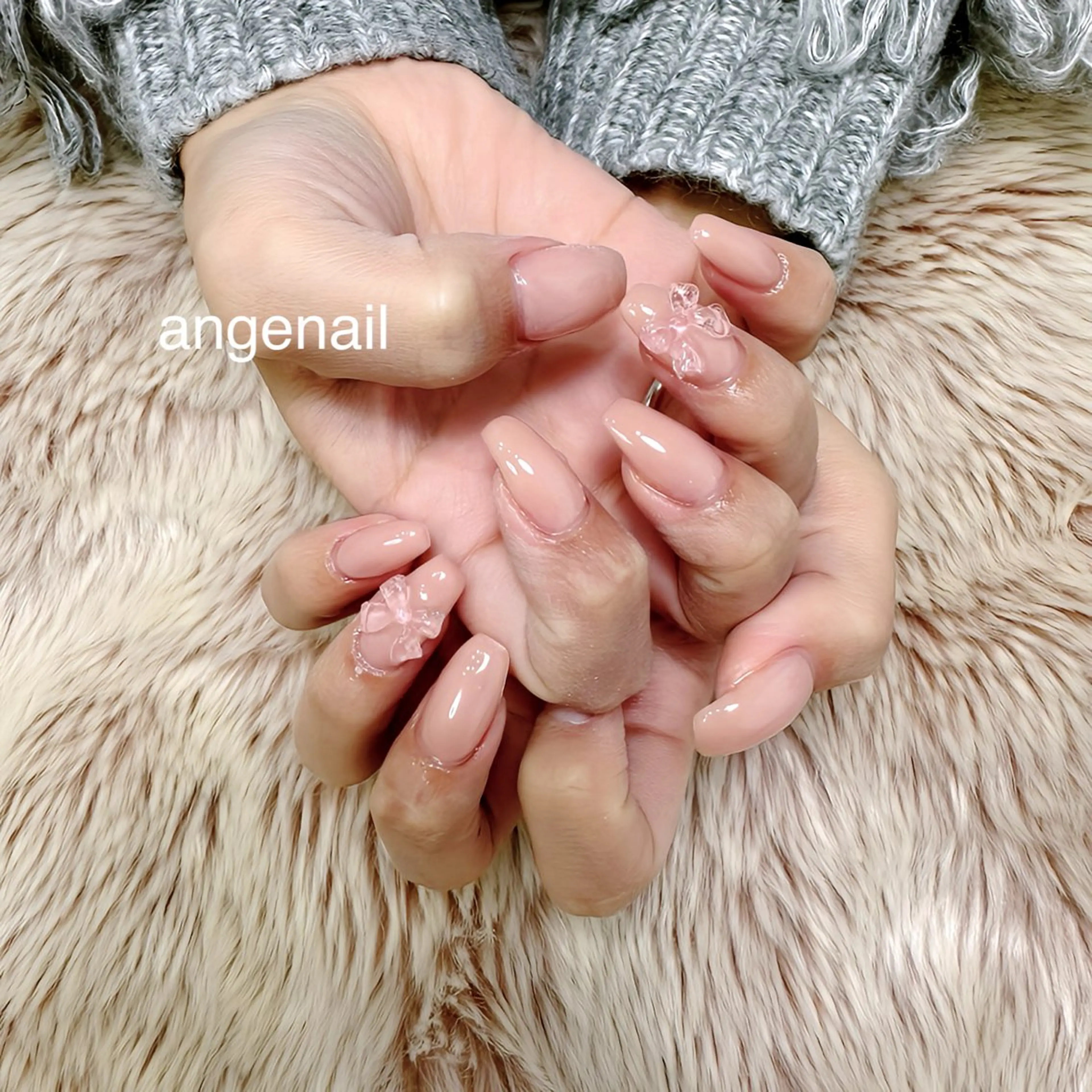 ネイル ハンドネイル オーナーネイリスト MAKIのネイルデザイン