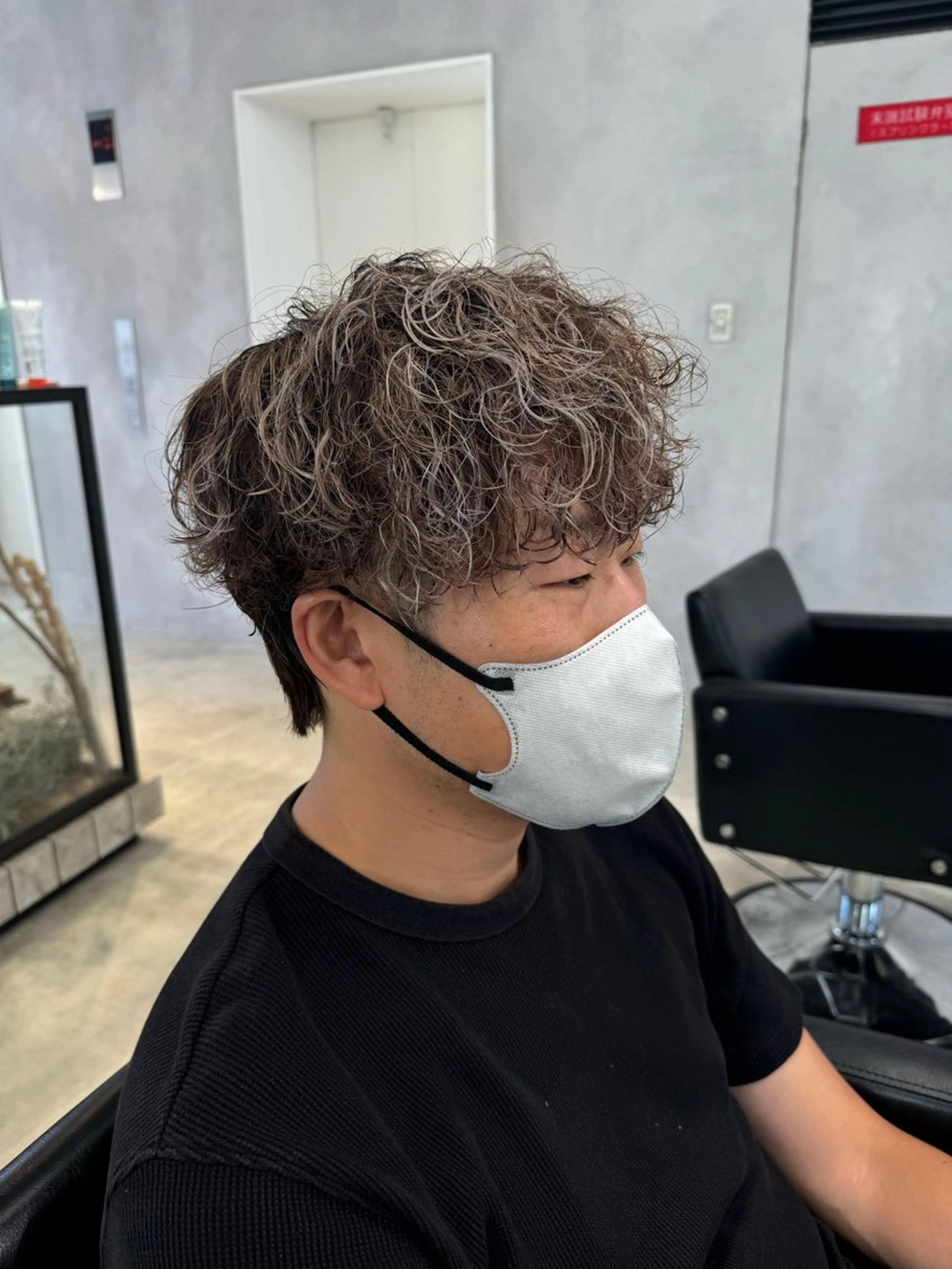 メンズ カット パーマ 透明感カラー✨艶髪 制作🌱山根あゆみのヘアスタイル