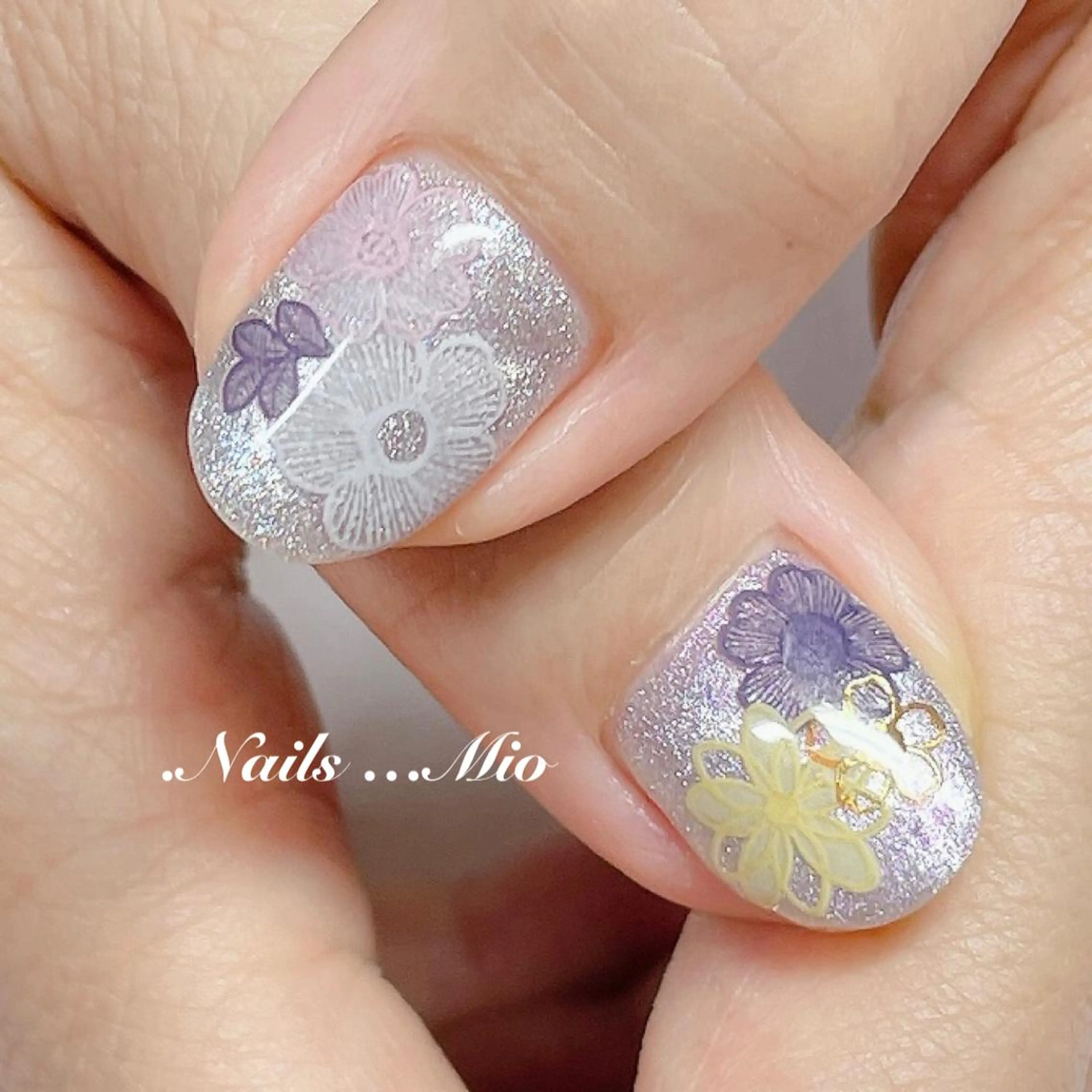 ネイル アートネイル フラワーネイル .Nails Mio 赤羽西ネイルサロンのネイルデザイン
