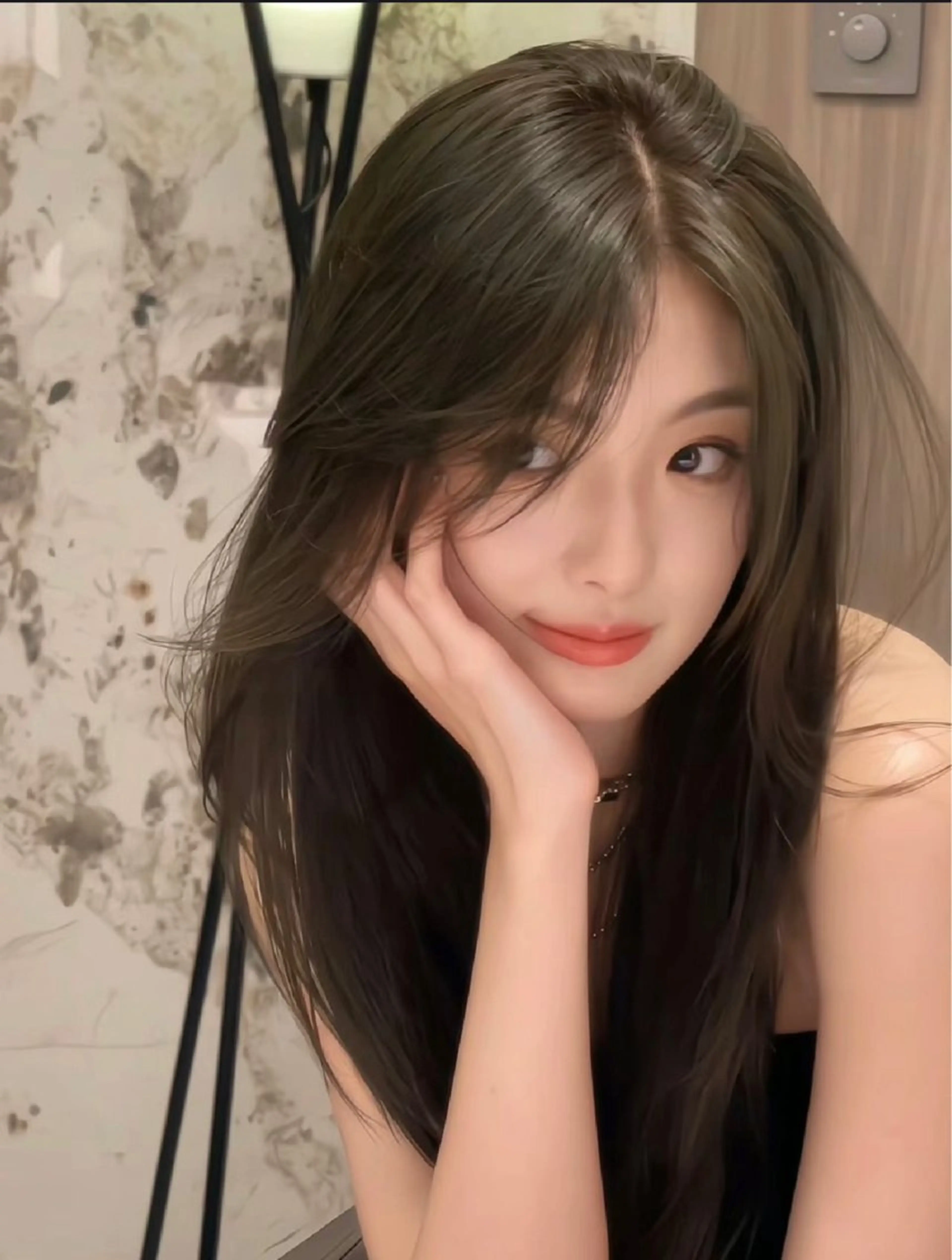 ロング 🇨🇳ワンホンヘア 下田鉄也のヘアスタイル