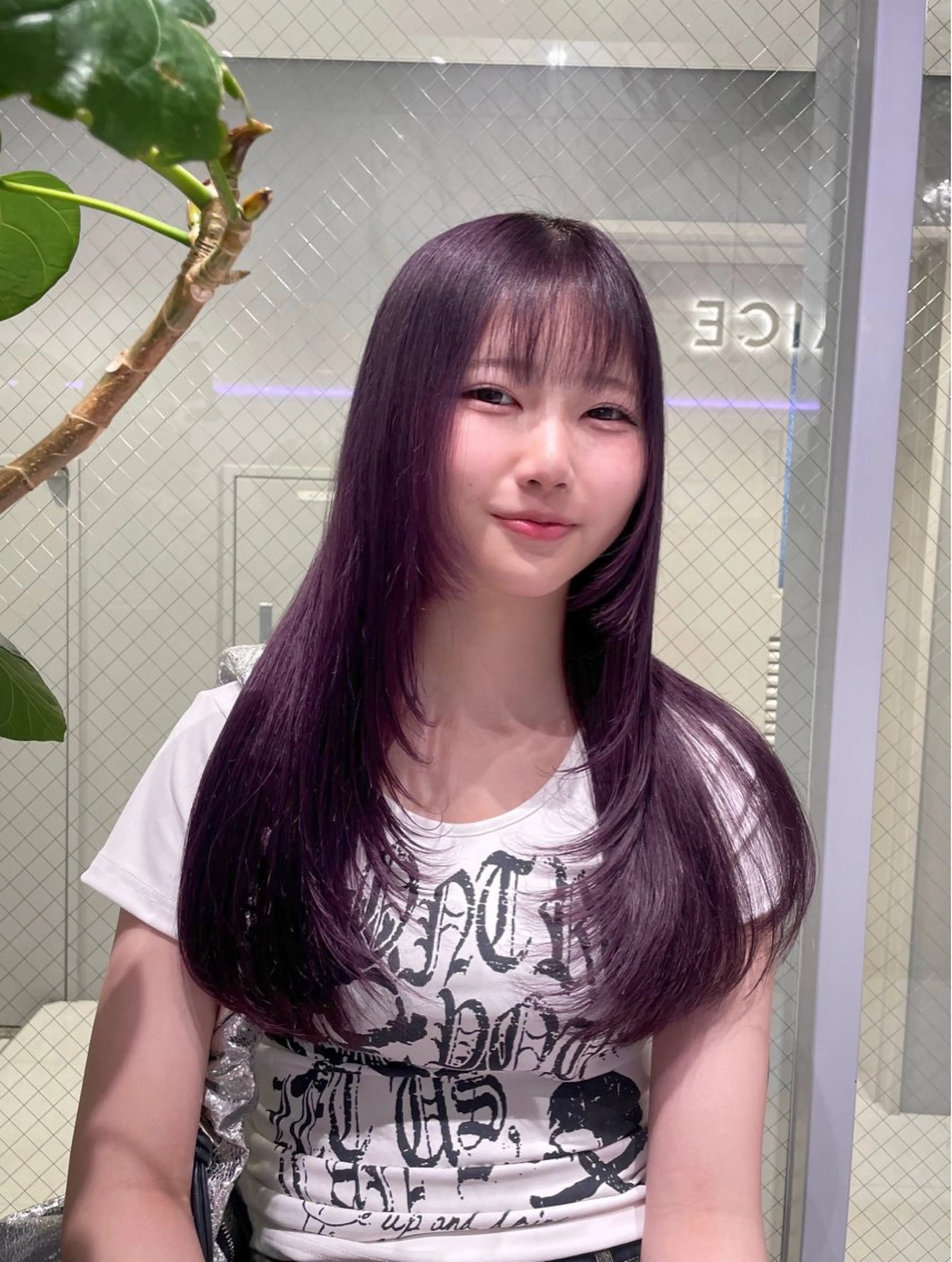 ロング カラー カット ヘアカラー トリートメント 菜々🫧新宿 透明感ケアブリーチのヘアスタイル