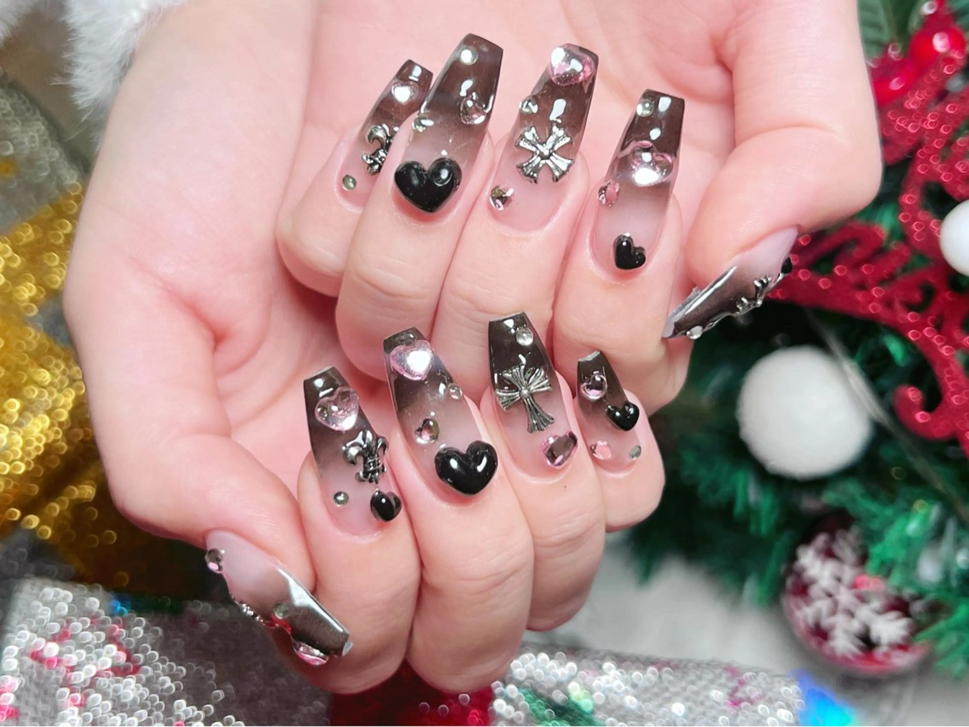 ネイル 成人式 ロングネイル マグネットネイル 持ち込み ワンカラーネイル ハンドネイル Painty所属・Painty nailのネイルデザイン