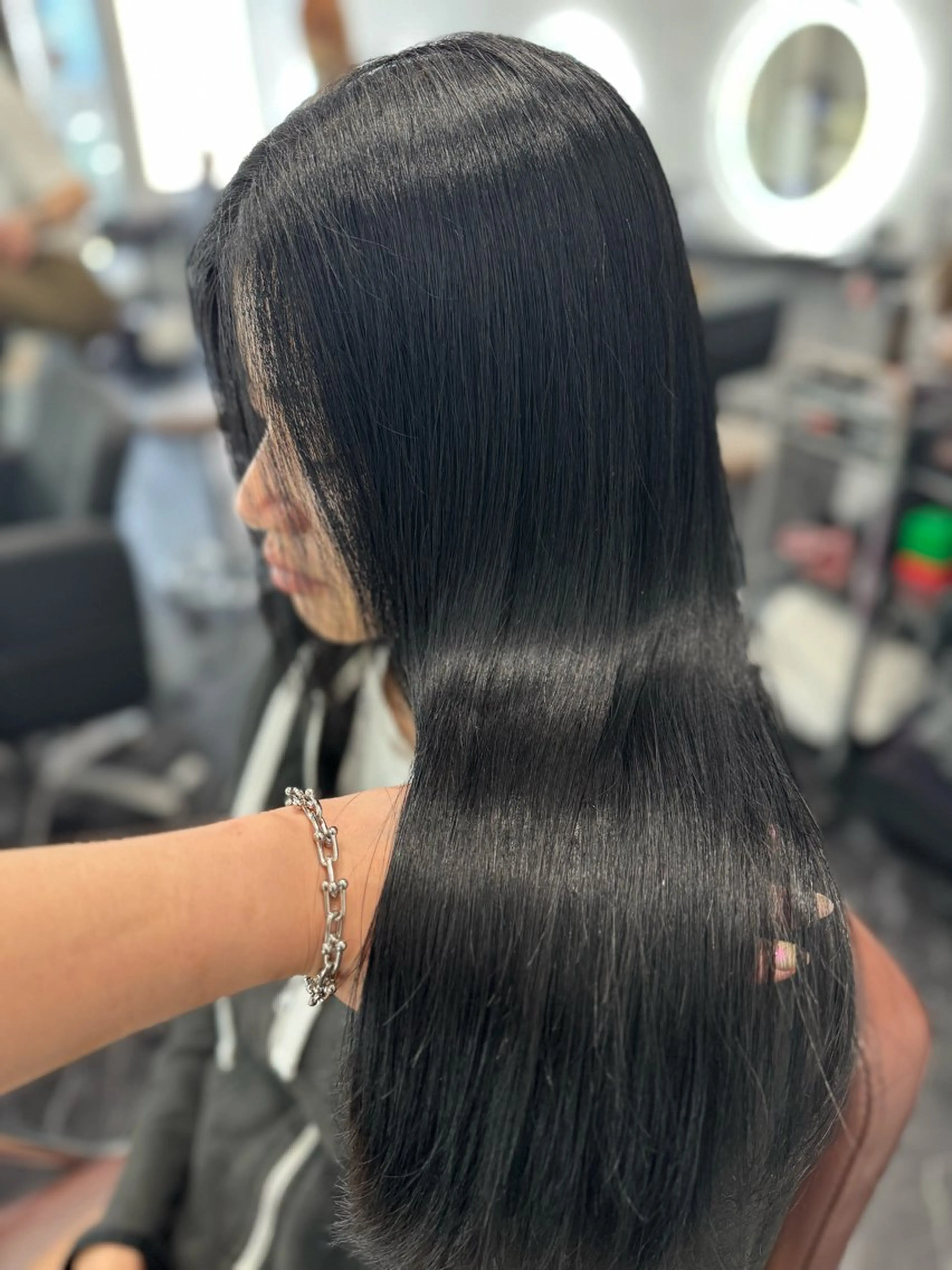 カラー LOHAS 優来（ユラ）のヘアスタイル